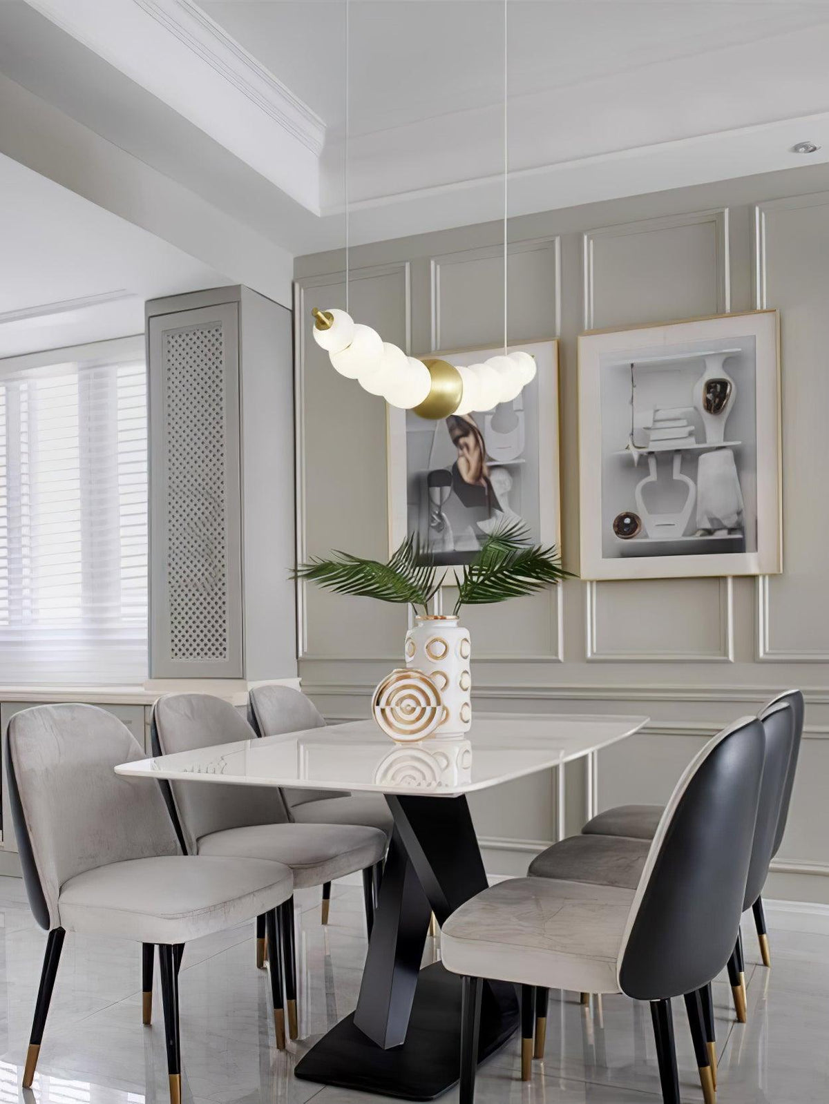Auroira Contemporary Brass Pendant Lamp