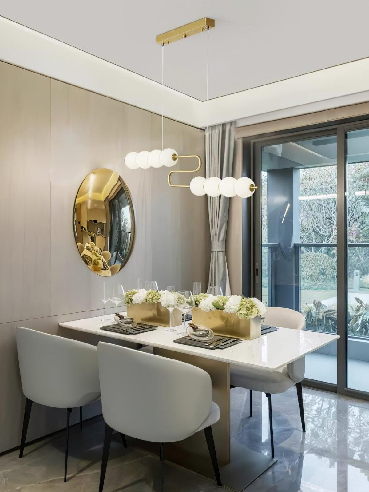Auroira Contemporary Brass Pendant Lamp