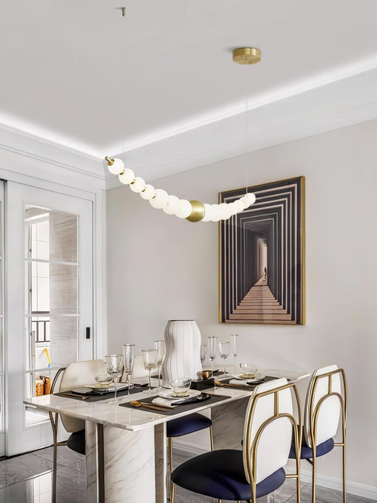 Auroira Contemporary Brass Pendant Lamp
