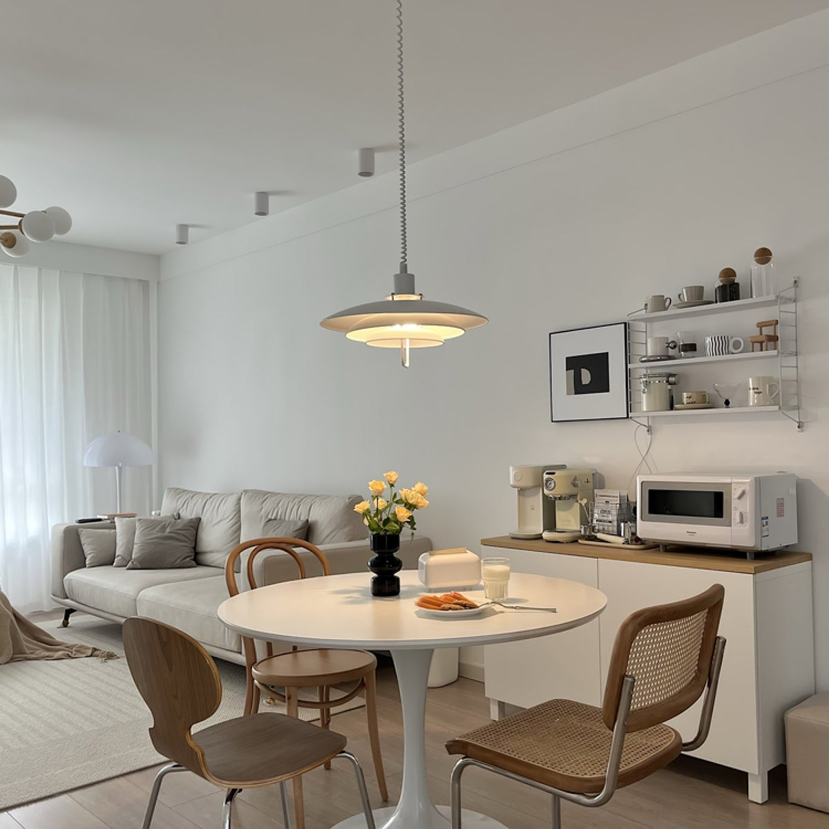 Divor Aluminum Glam Pendant Lamp