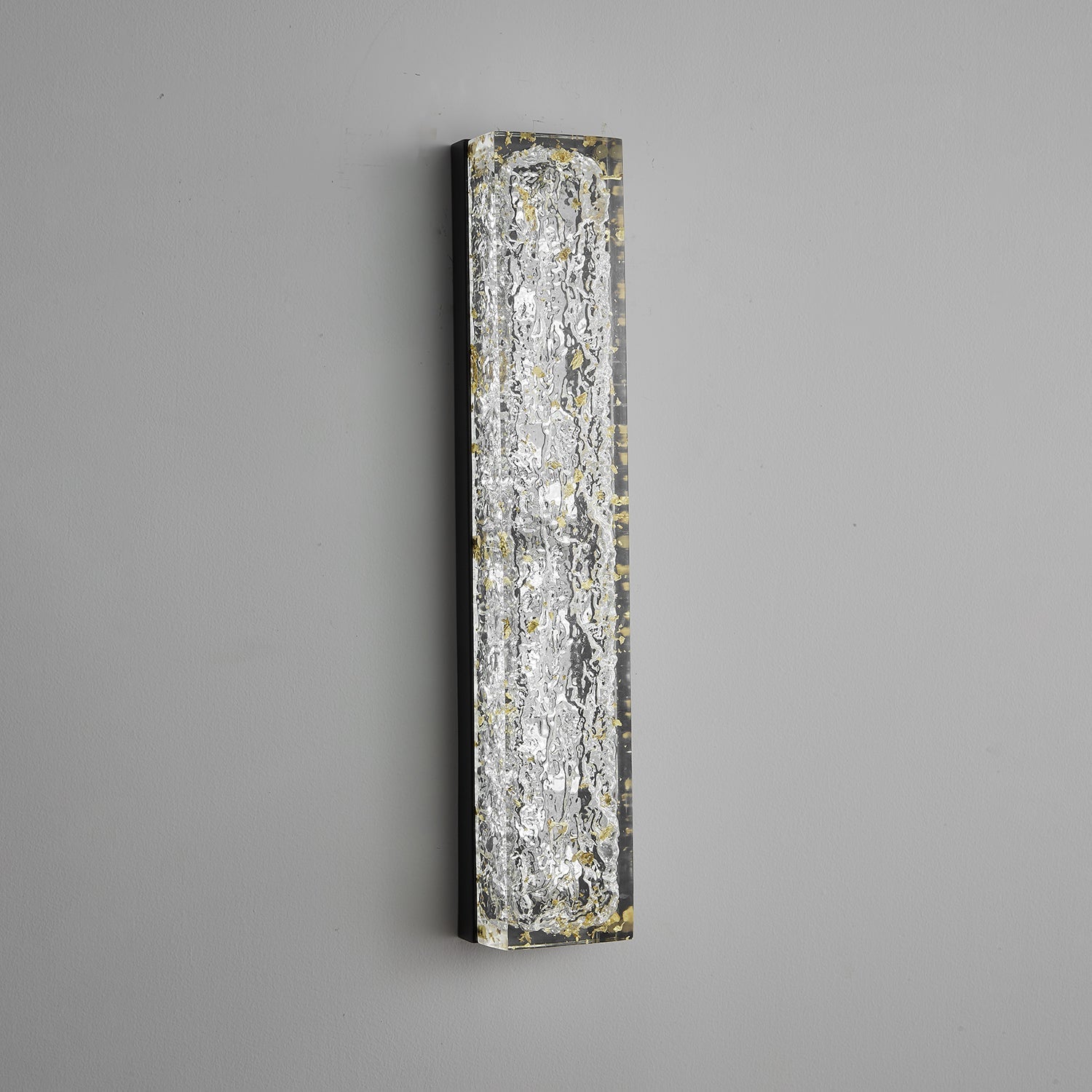 Mavi Prismatic Rectangle Resin Wall Lamp