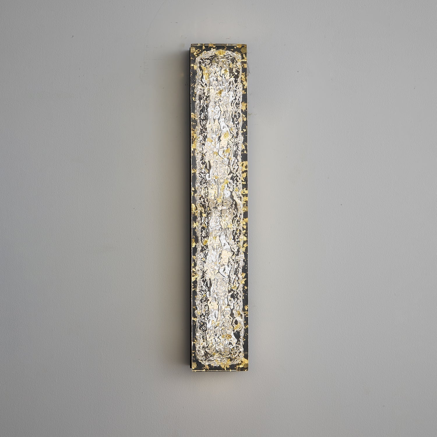 Mavi Prismatic Rectangle Resin Wall Lamp