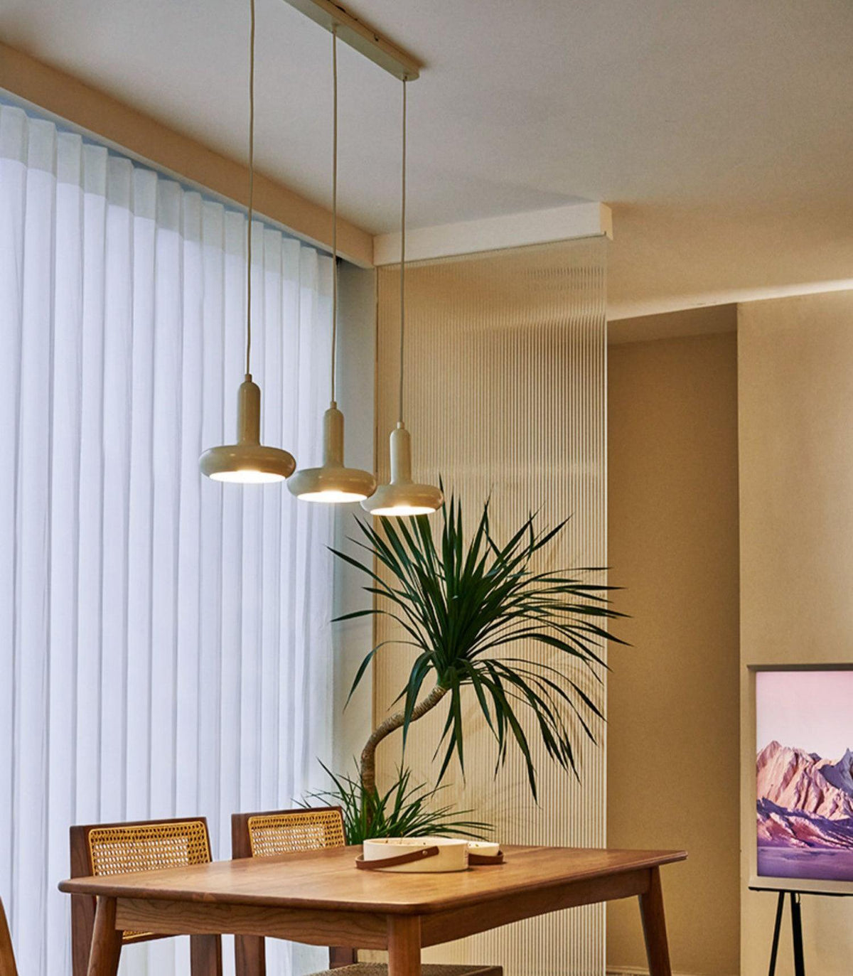 Lunaren Cozy Classic Pendant Light