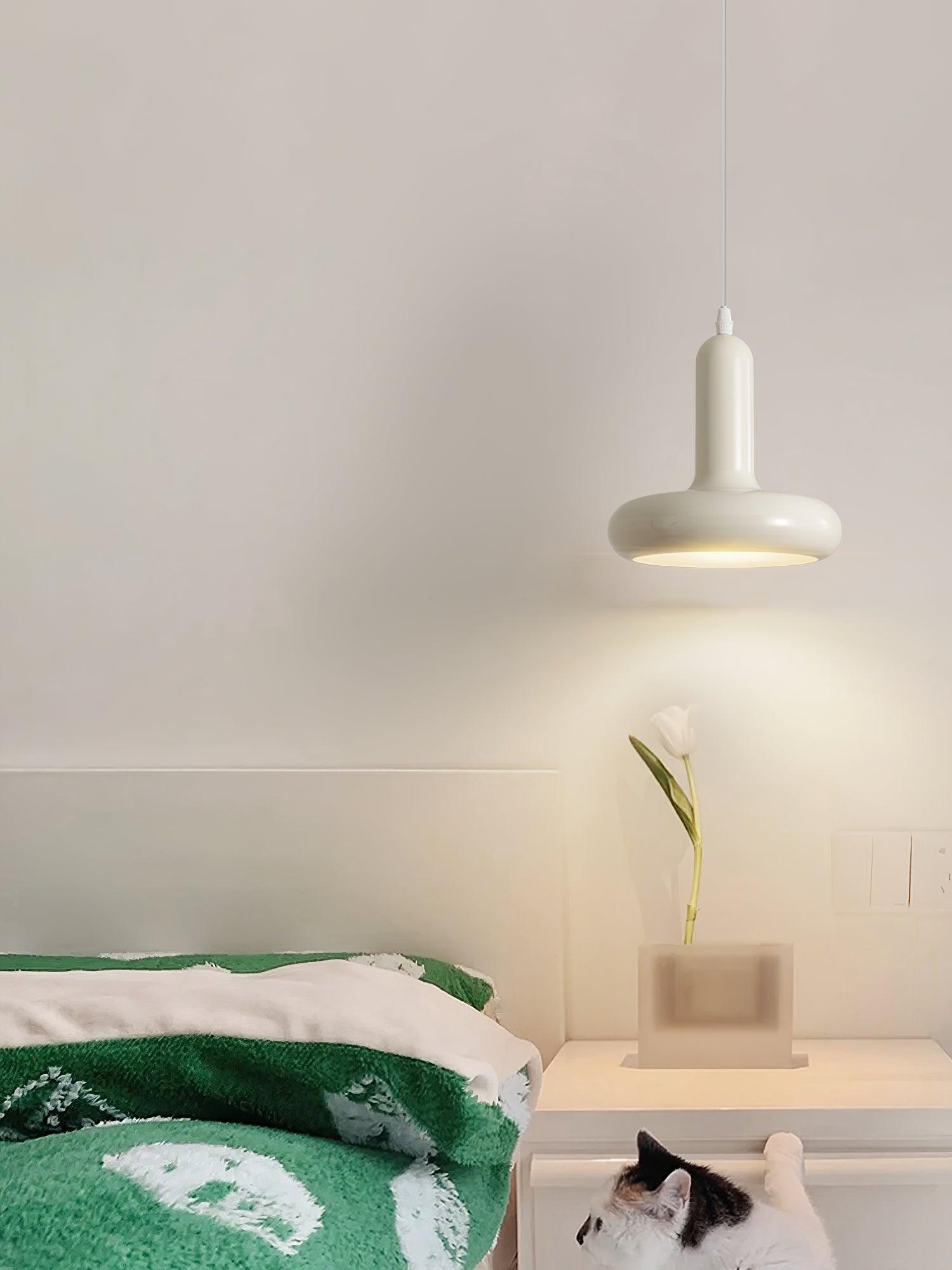 Lunaren Cozy Classic Pendant Light