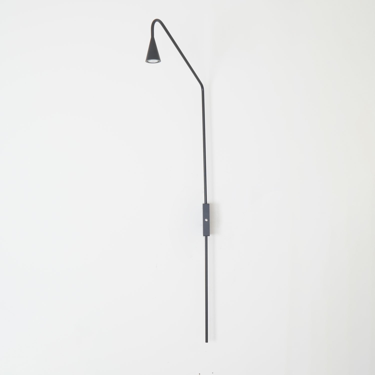 Vesolel Modern Minimalist Wall Lamp