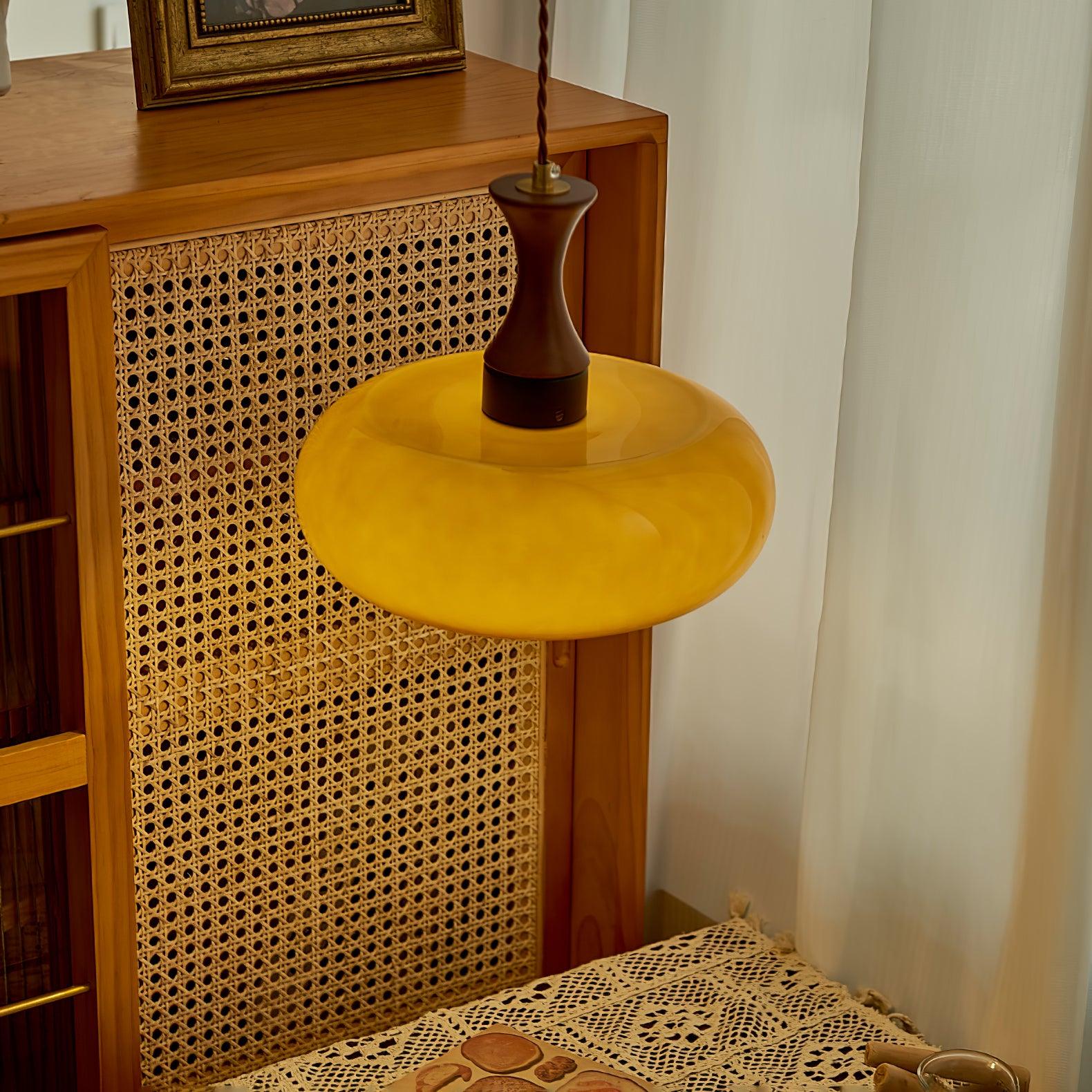 Cadenza Wood Retro Pendant Lamp