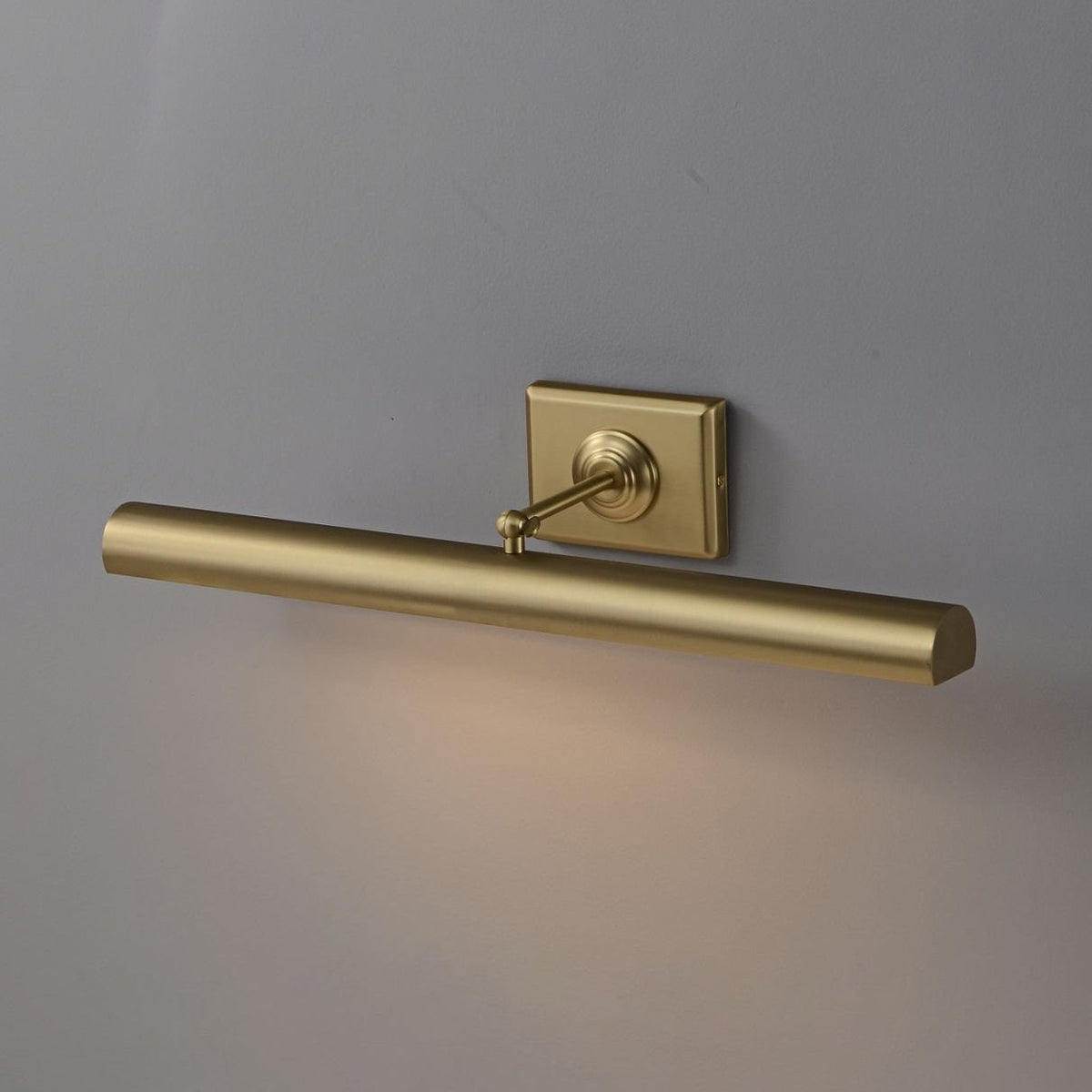 Bellamy Sconce