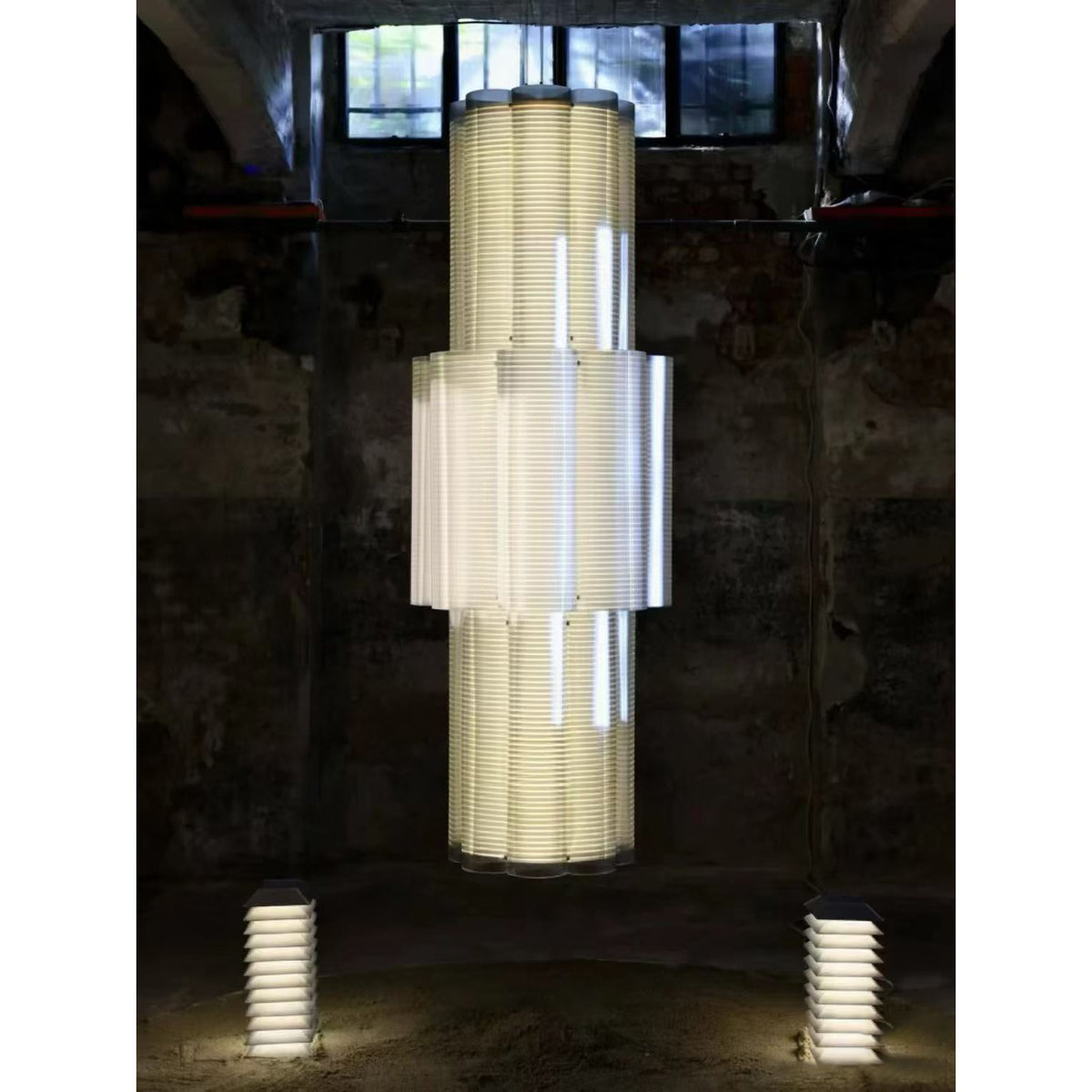 Vespara Chandelier