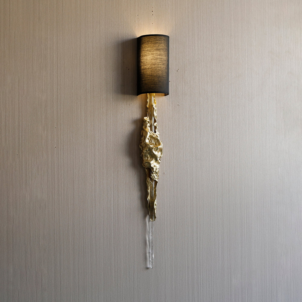 Valmoris Wall Sconce