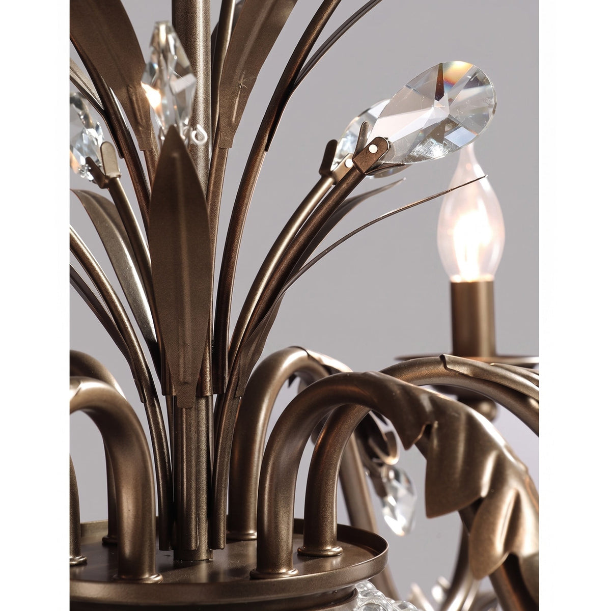 Lumuian Chandelier