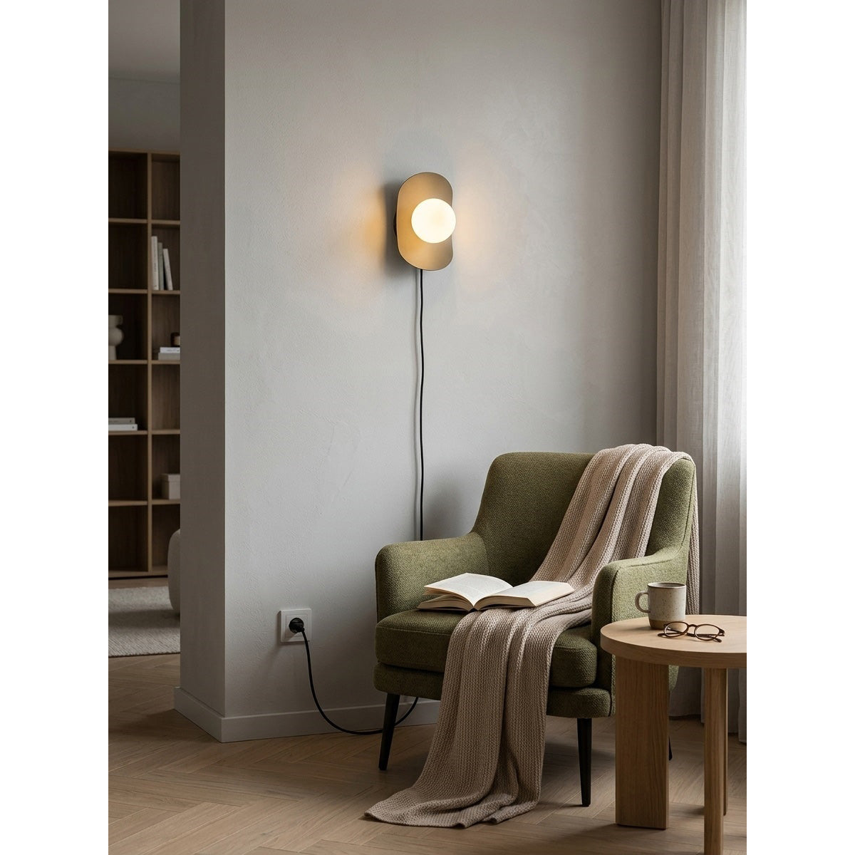 Veliielle Wall Lamp