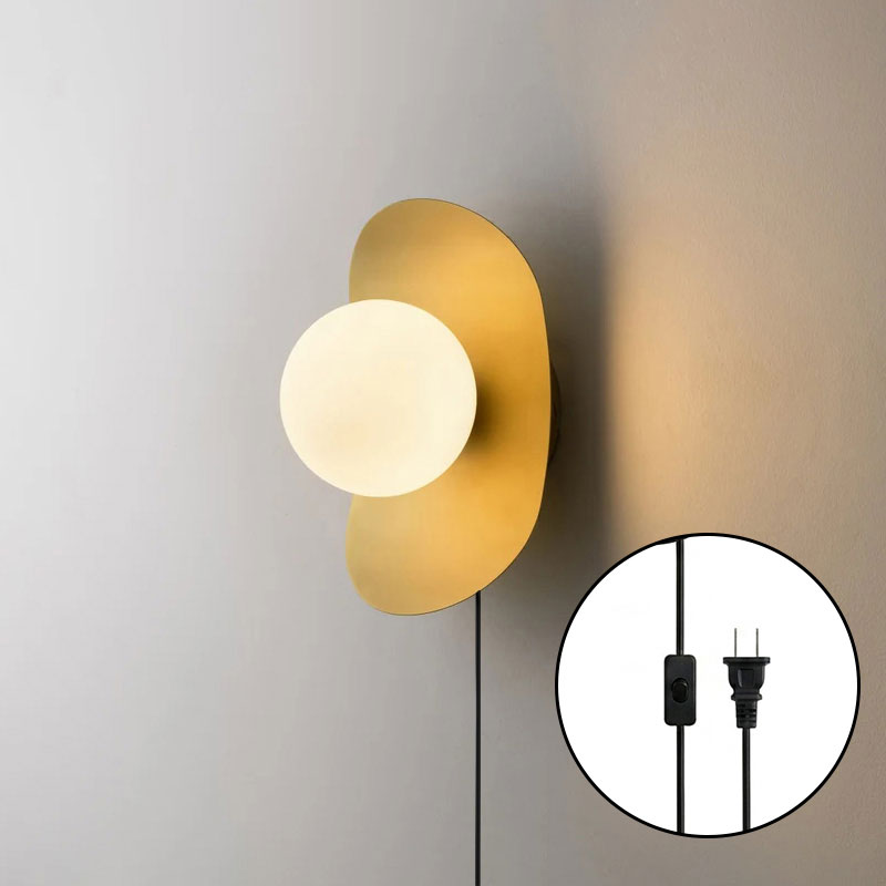 Veliielle Wall Lamp