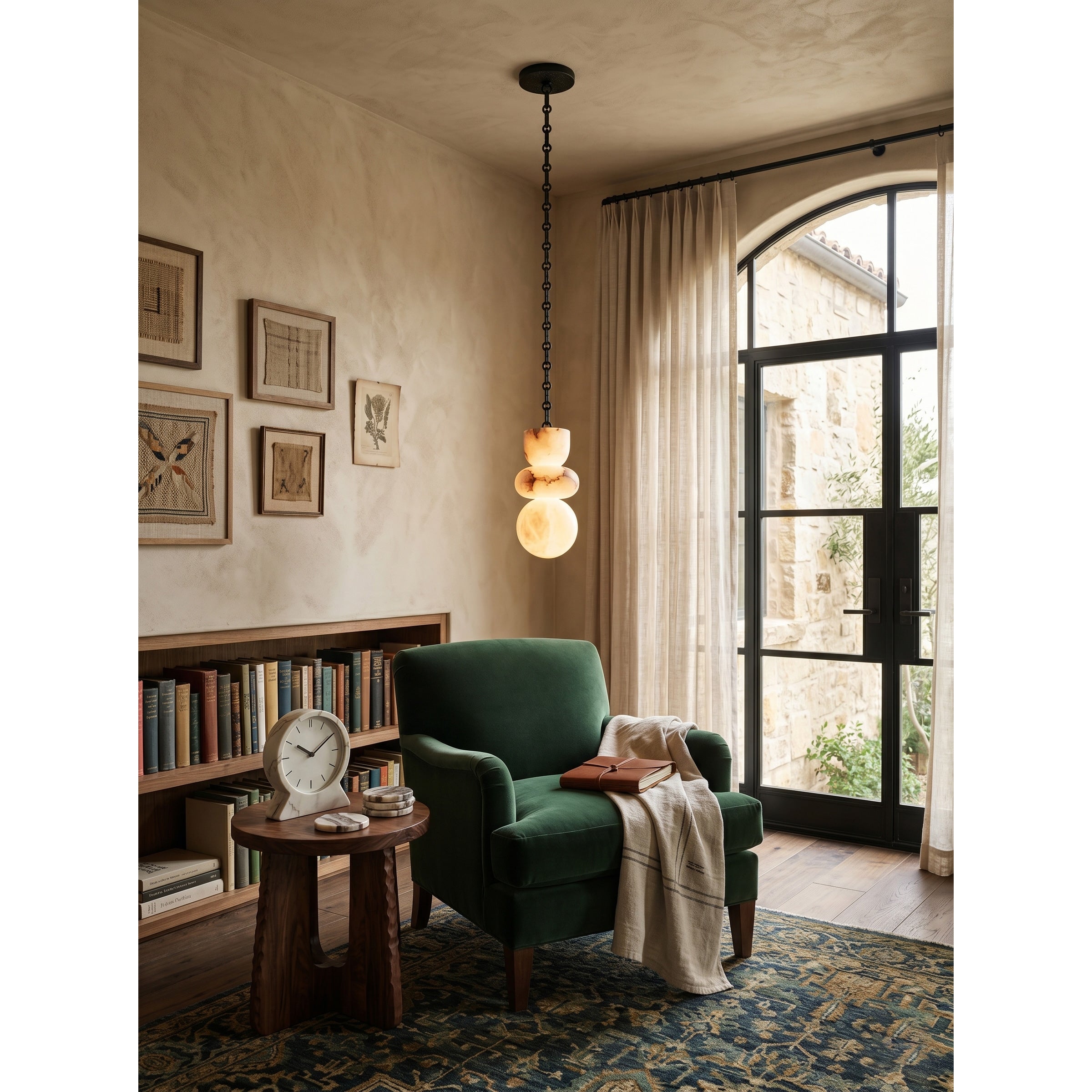 Elis Chandelier