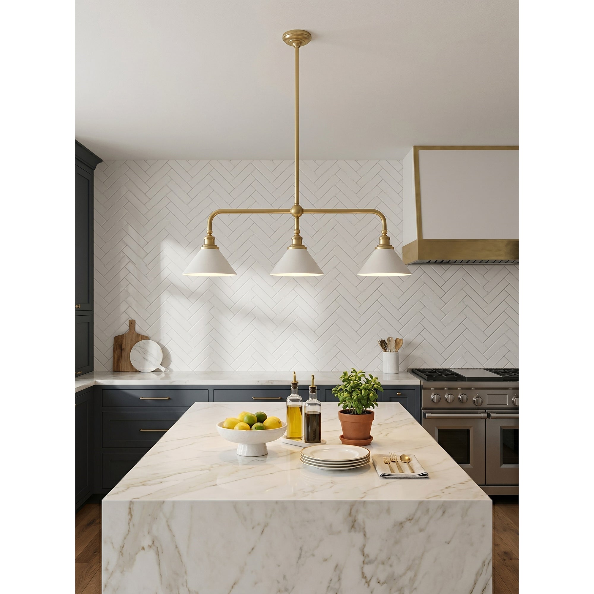 Oriivaria Brass Elegance Chandelier 3 Heads