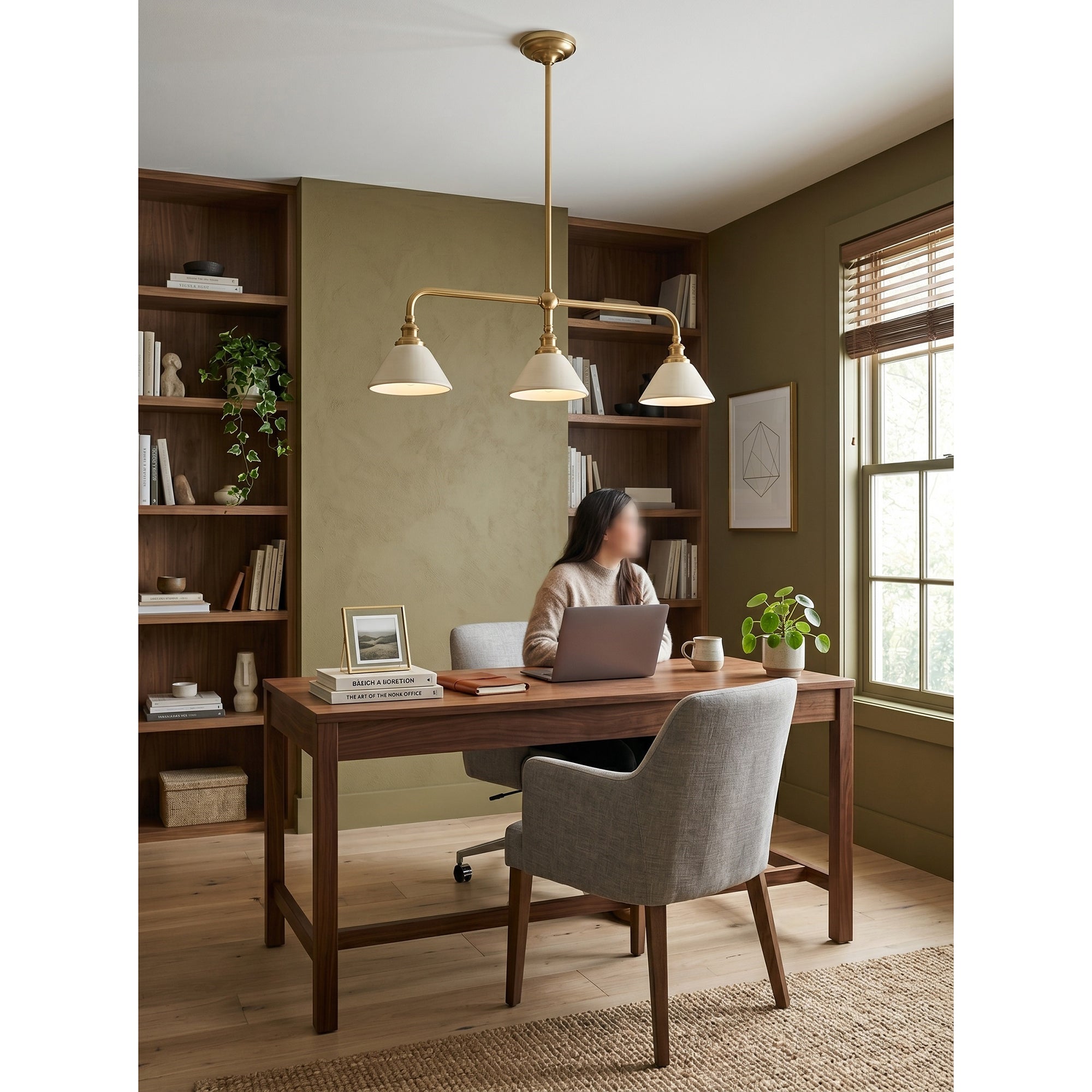 Oriivaria Brass Elegance Chandelier 3 Heads