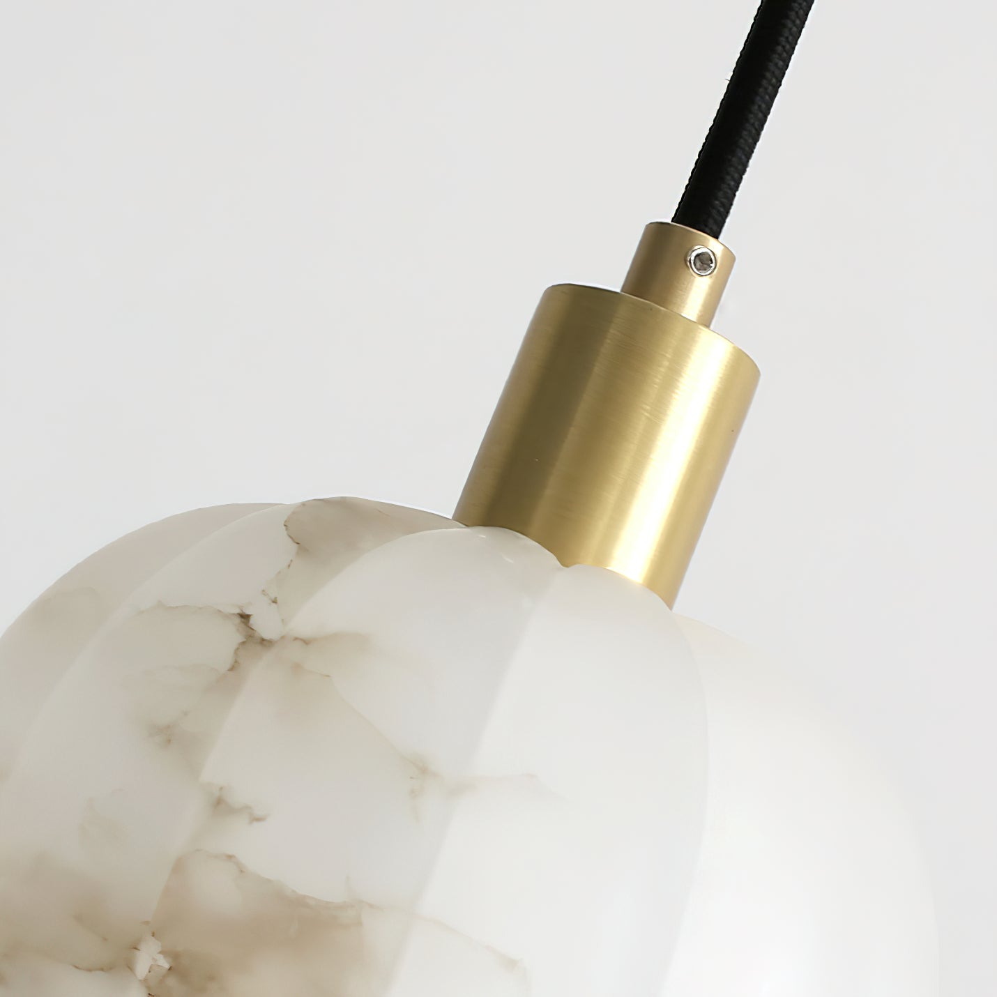 Orelivissa Chandelier