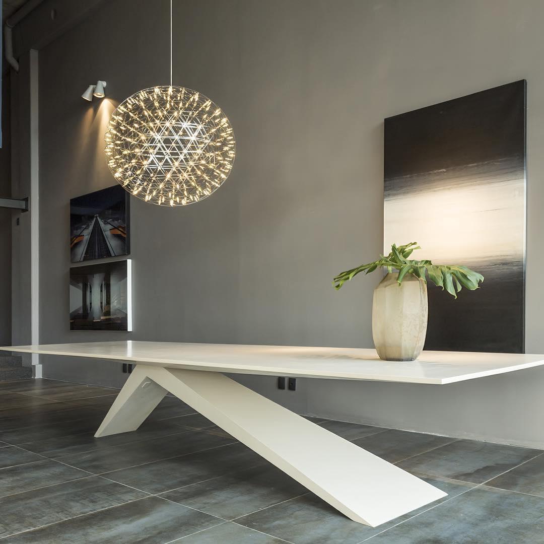 Sylvarin Gold Spark Ball Pendant Light