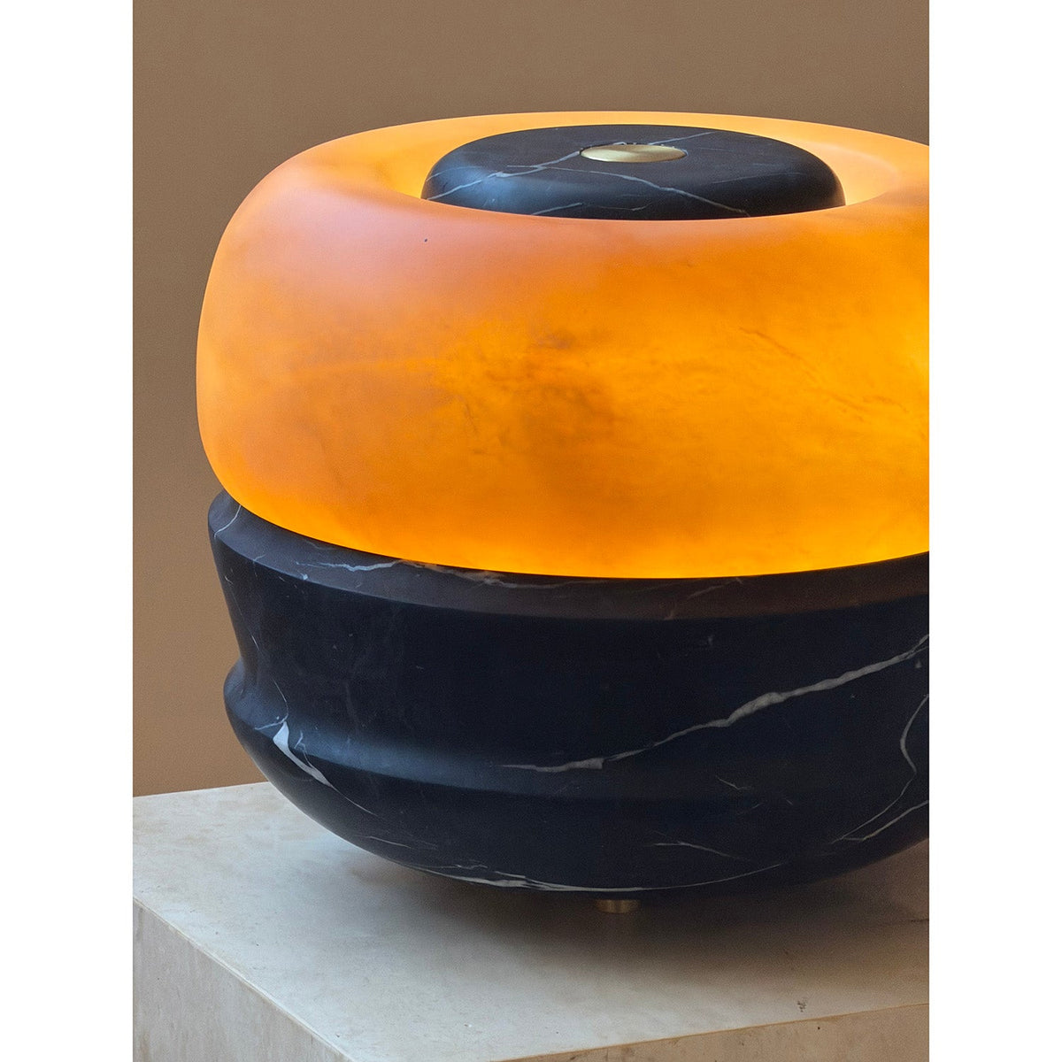 Soriviella Table Lamp