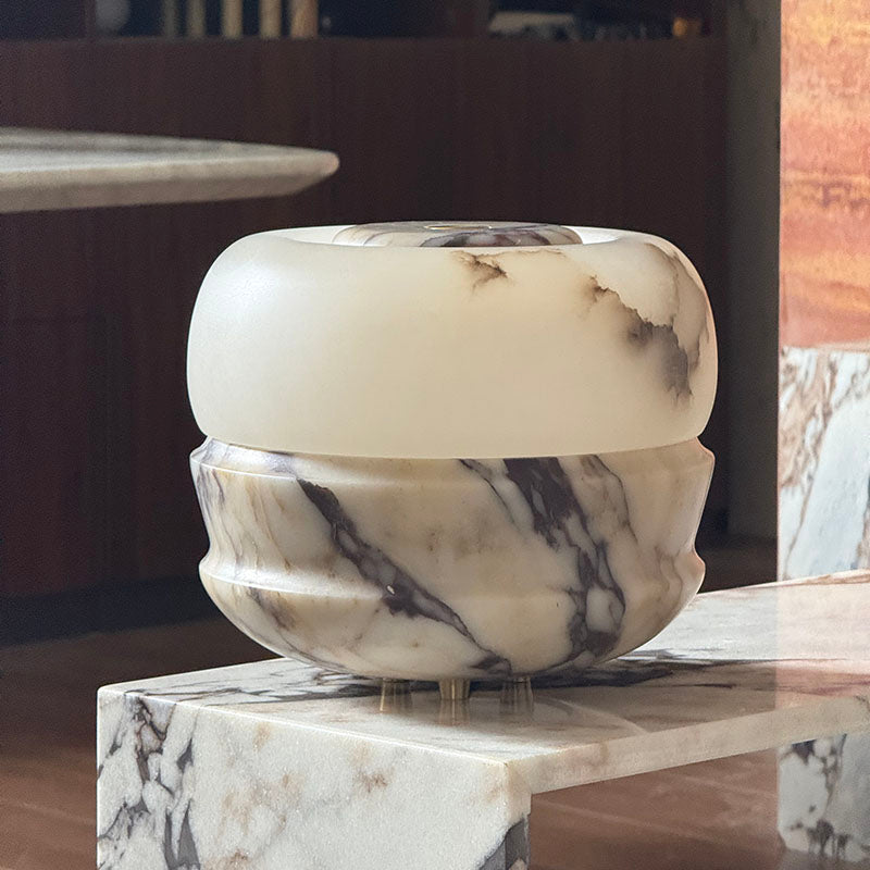 Soriviella Table Lamp