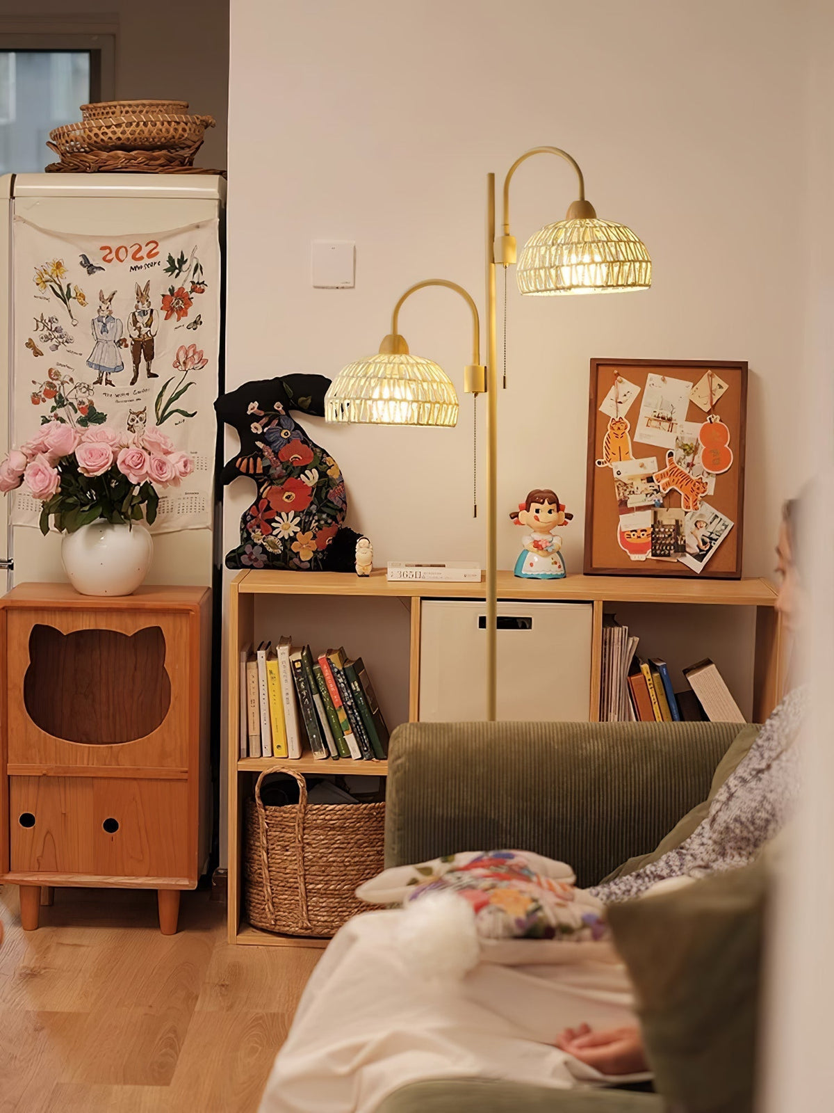 Tor Minimalist Floor Lamp