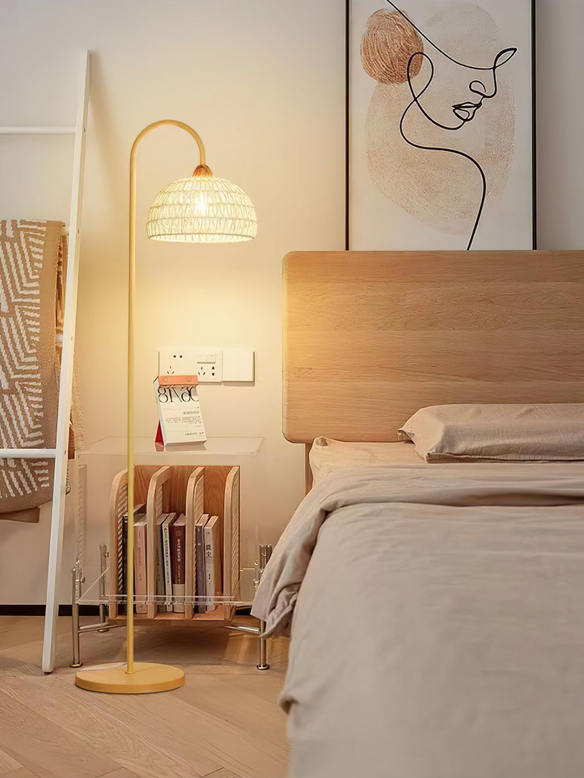 Tor Minimalist Floor Lamp