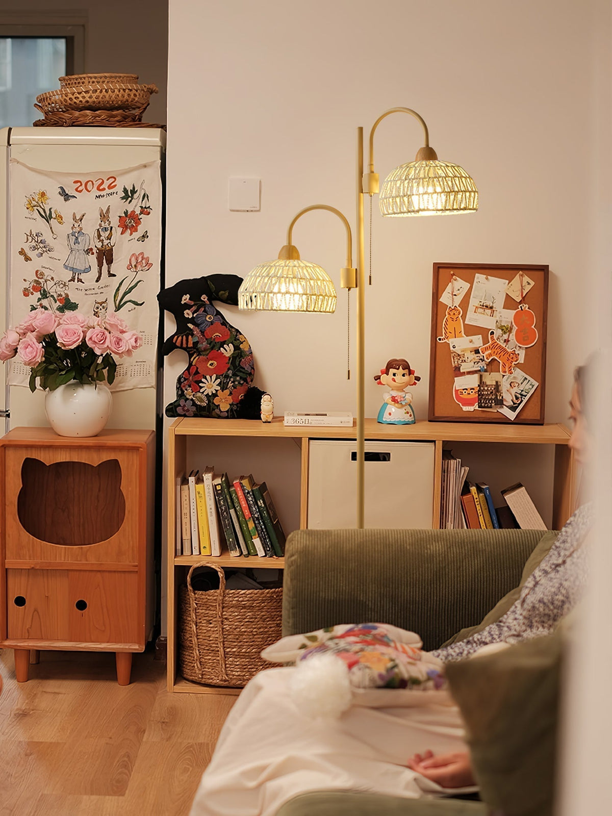 Tor Minimalist Floor Lamp