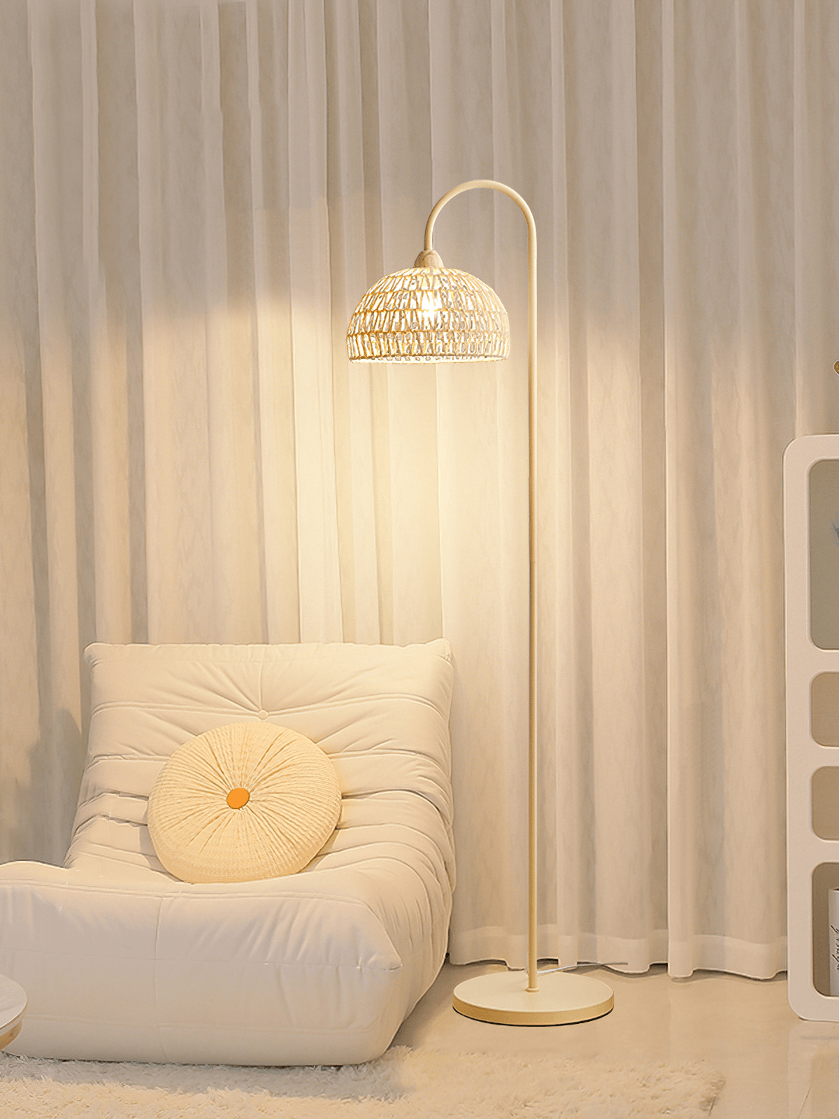 Tor Minimalist Floor Lamp