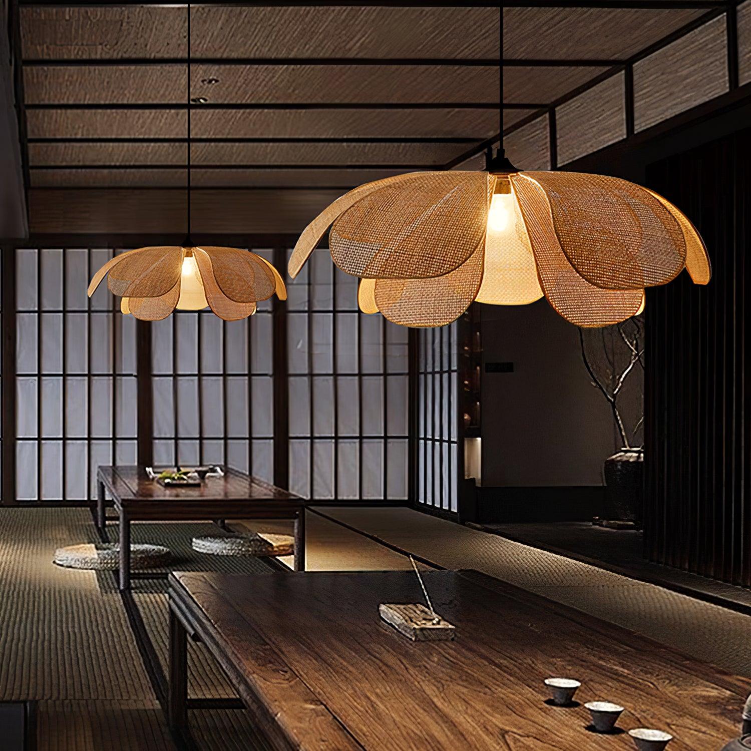 Petaral Rattan Retro Pendant Lamp