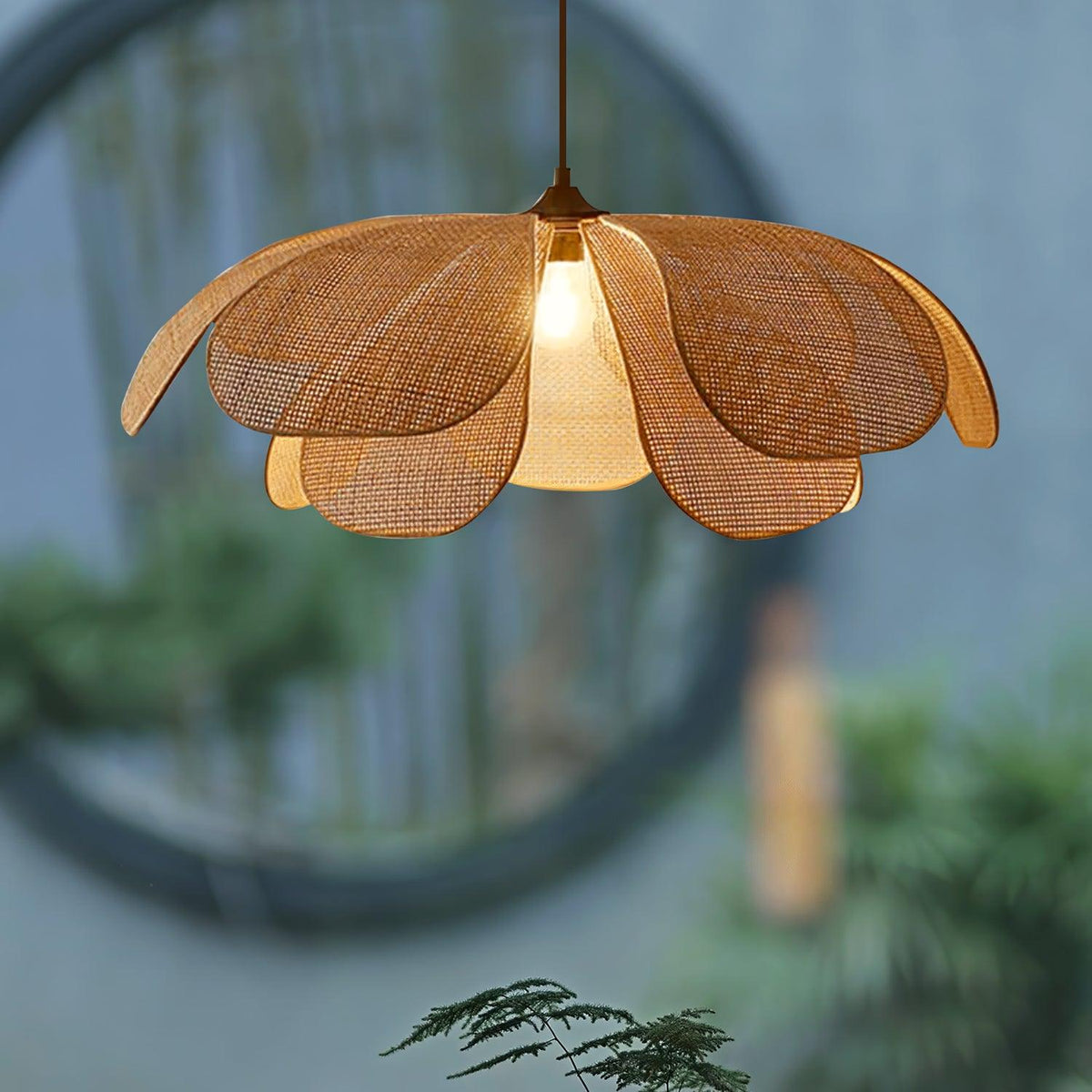 Petaral Rattan Retro Pendant Lamp