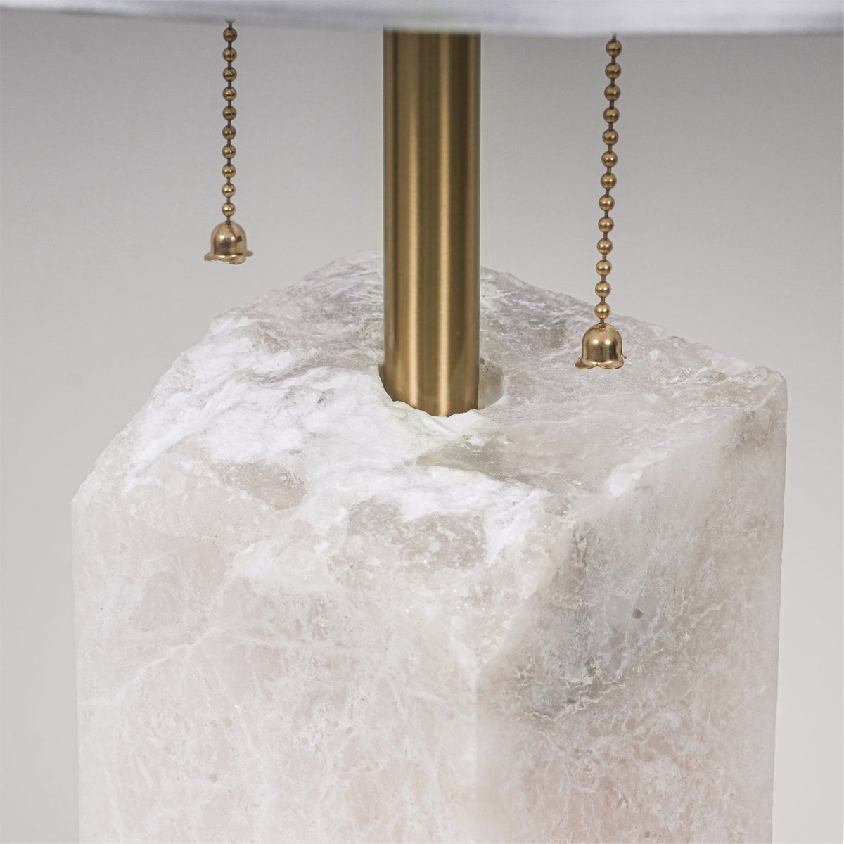 Gaveth Minimalist Alabaster Table Lamp