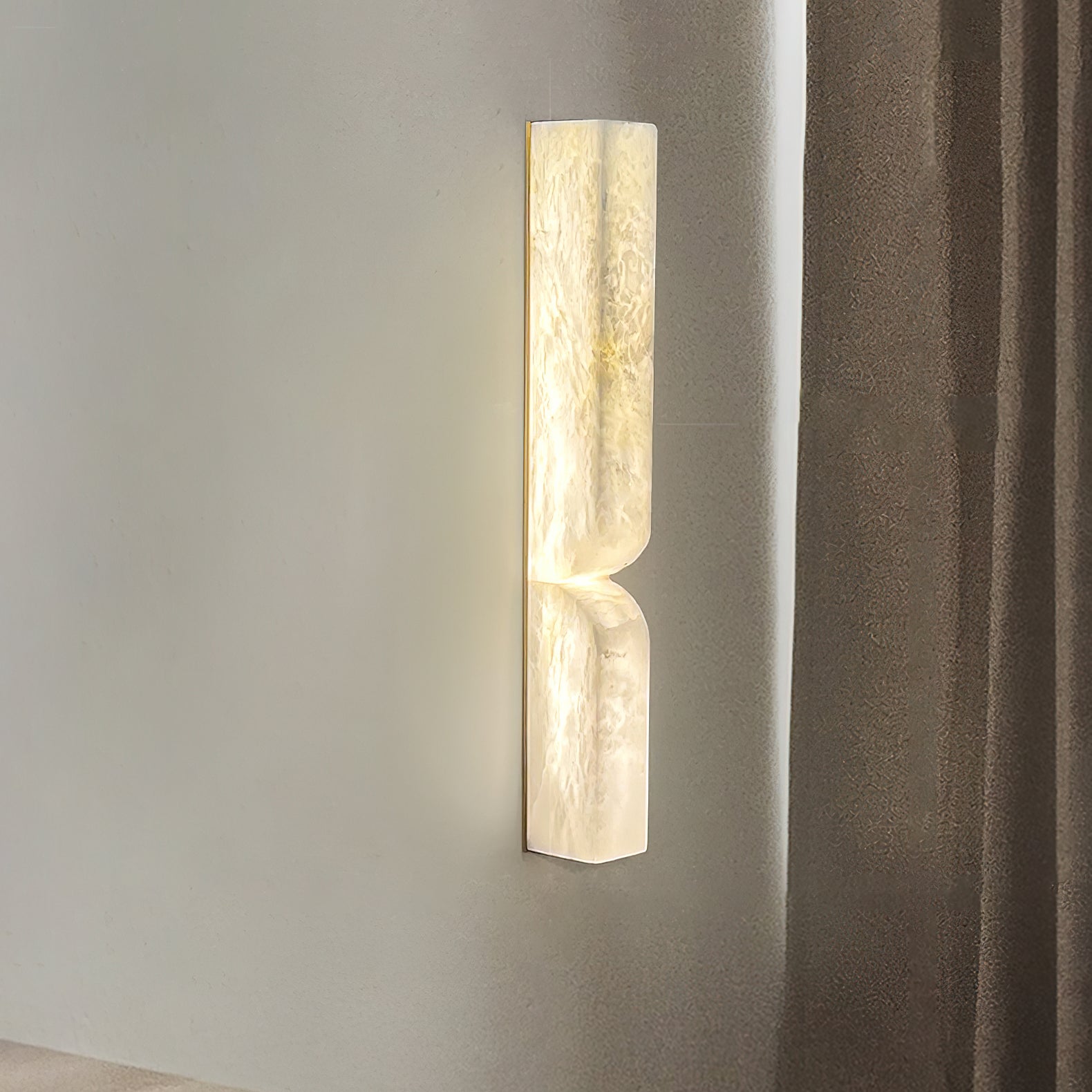 Lumivaria Wall Lamp