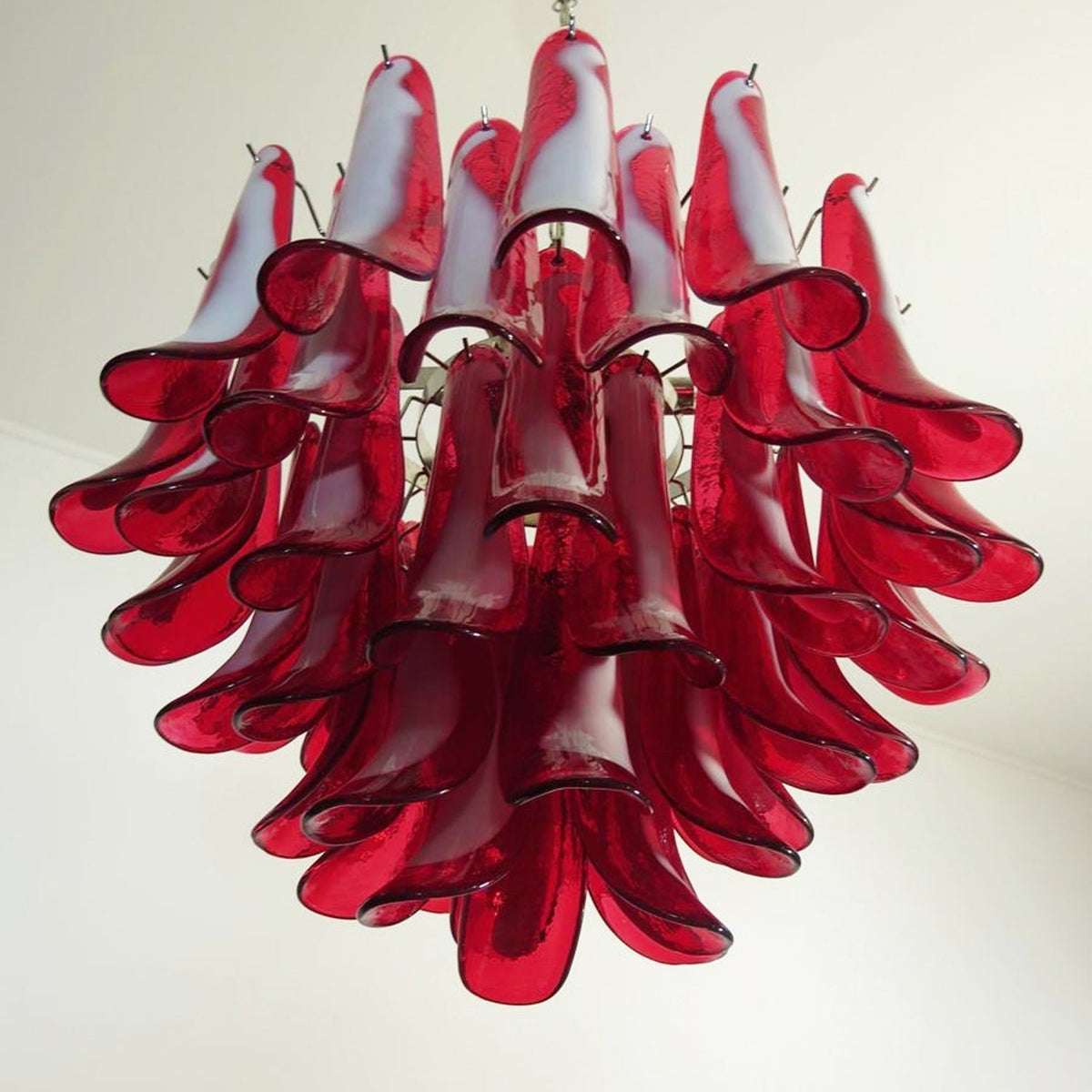 Teriaiel Chandelier Red Murano Petals