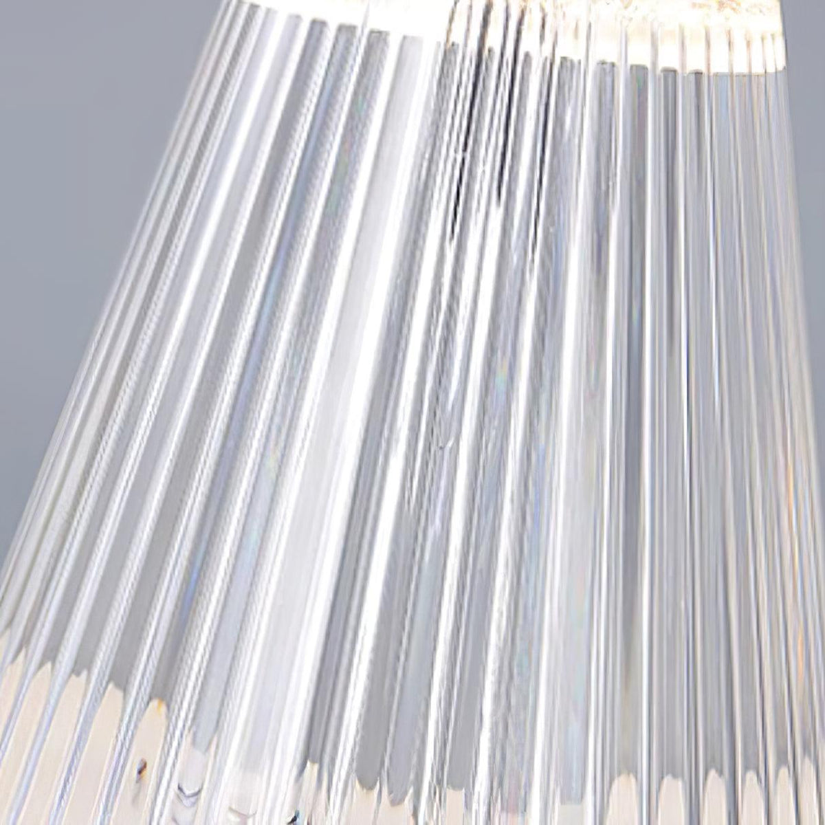 Auran Opaque Modern Table Lamp