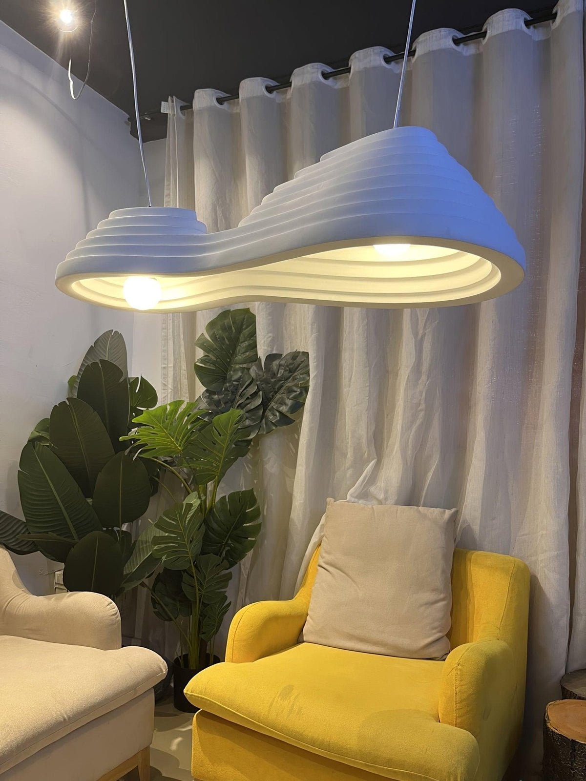 Niruise Minimalist Resin Pendant Lamp