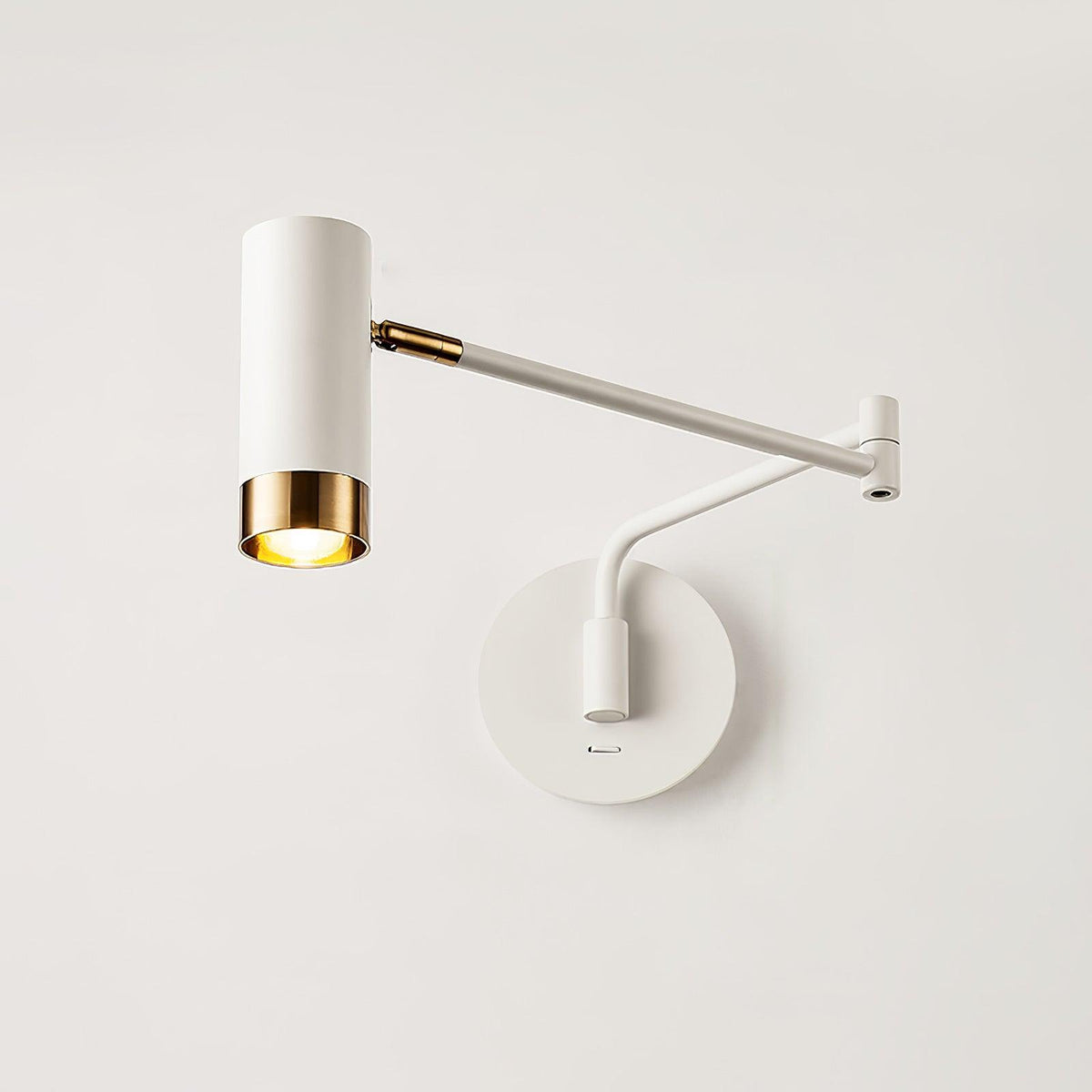Norarina Premium Elegance Arm Wall Lamp