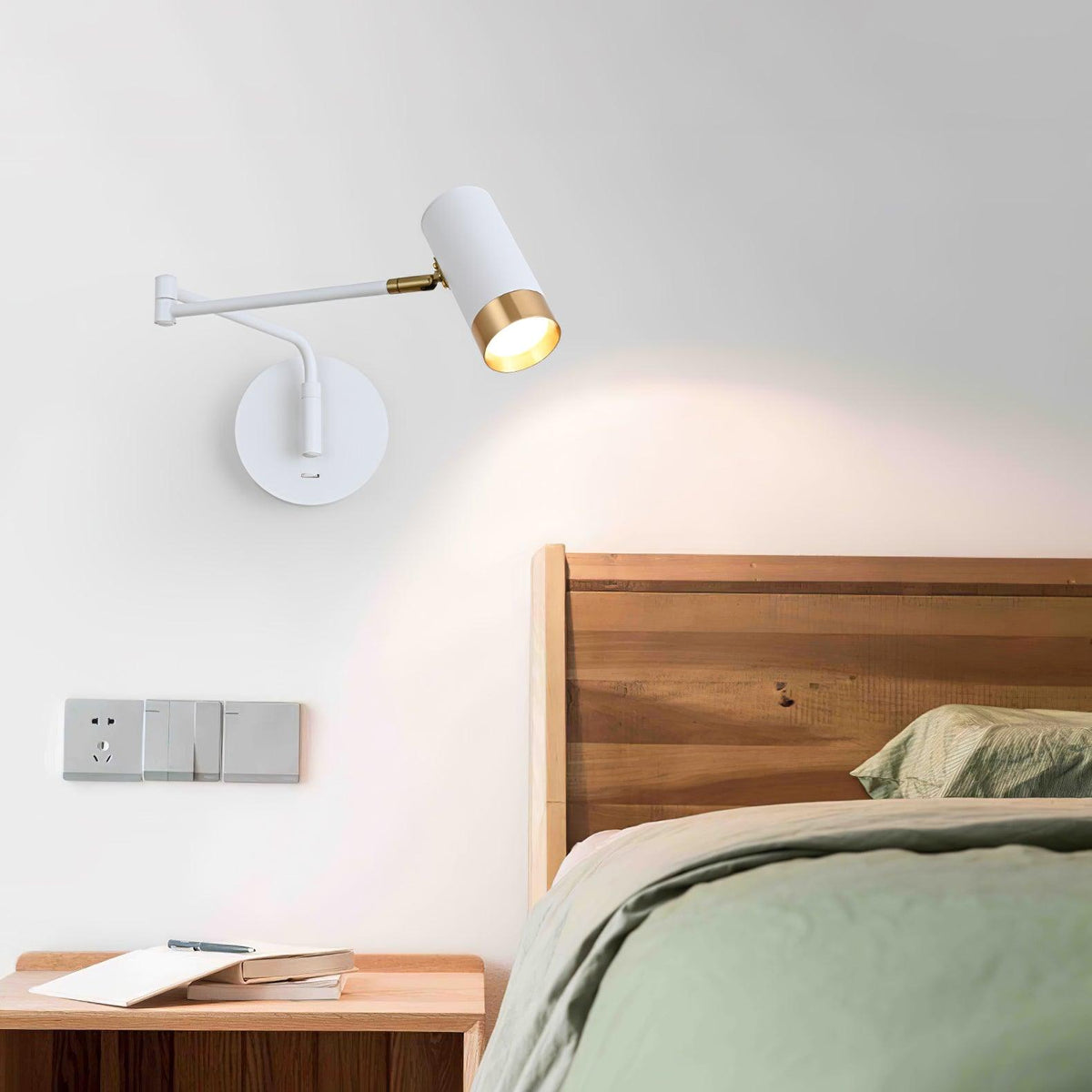Norarina Premium Elegance Arm Wall Lamp