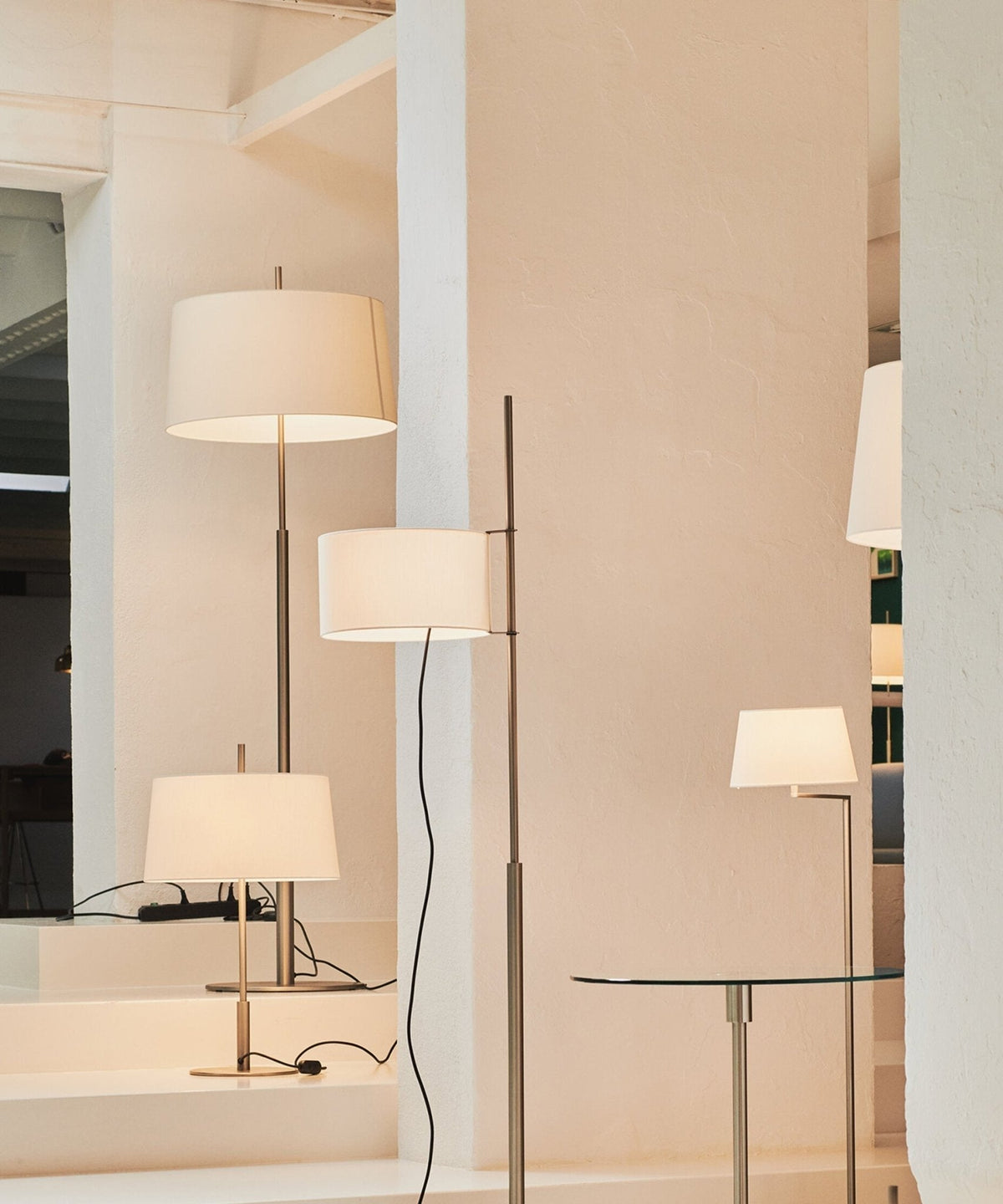 Brooks Minimalist Floor Lamp