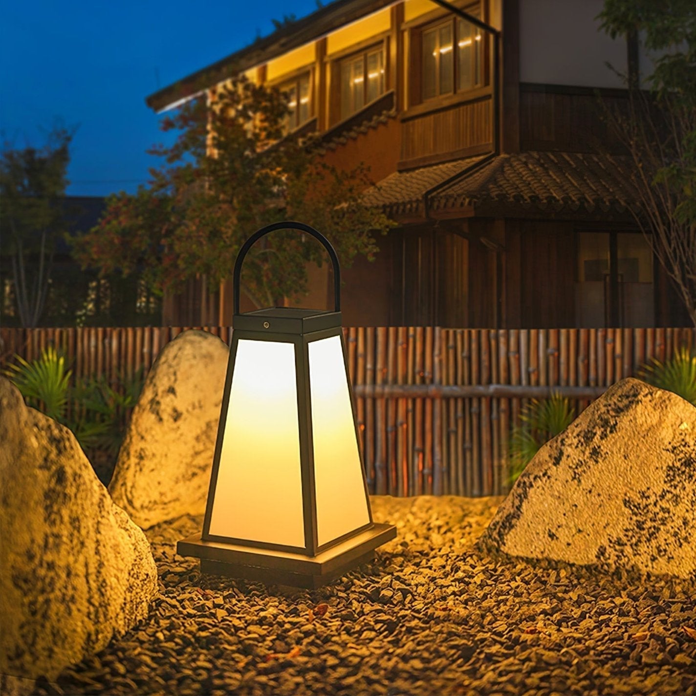 Cilo Minimalist Outdoor Light