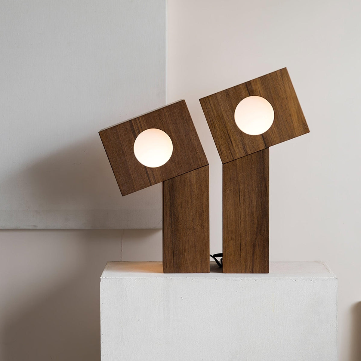 Geo Modern Wood Table Lamp