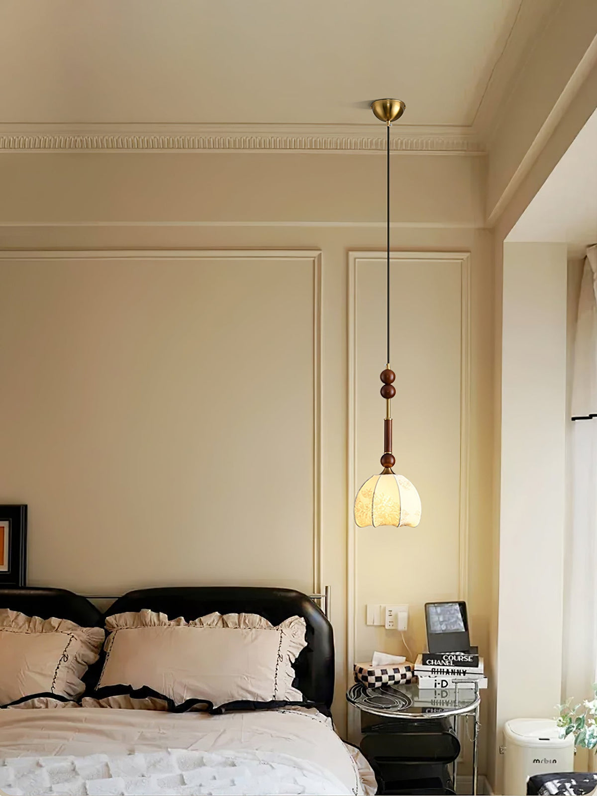 Yovelis Vintage Wood Pendant Lamp