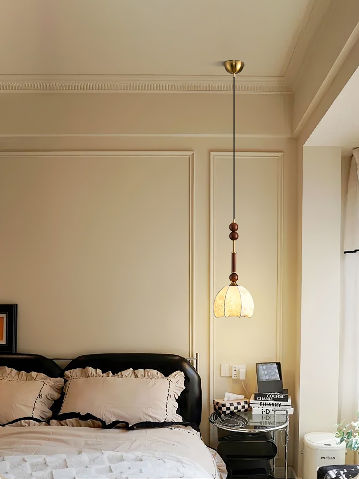Yovelis Vintage Wood Pendant Lamp