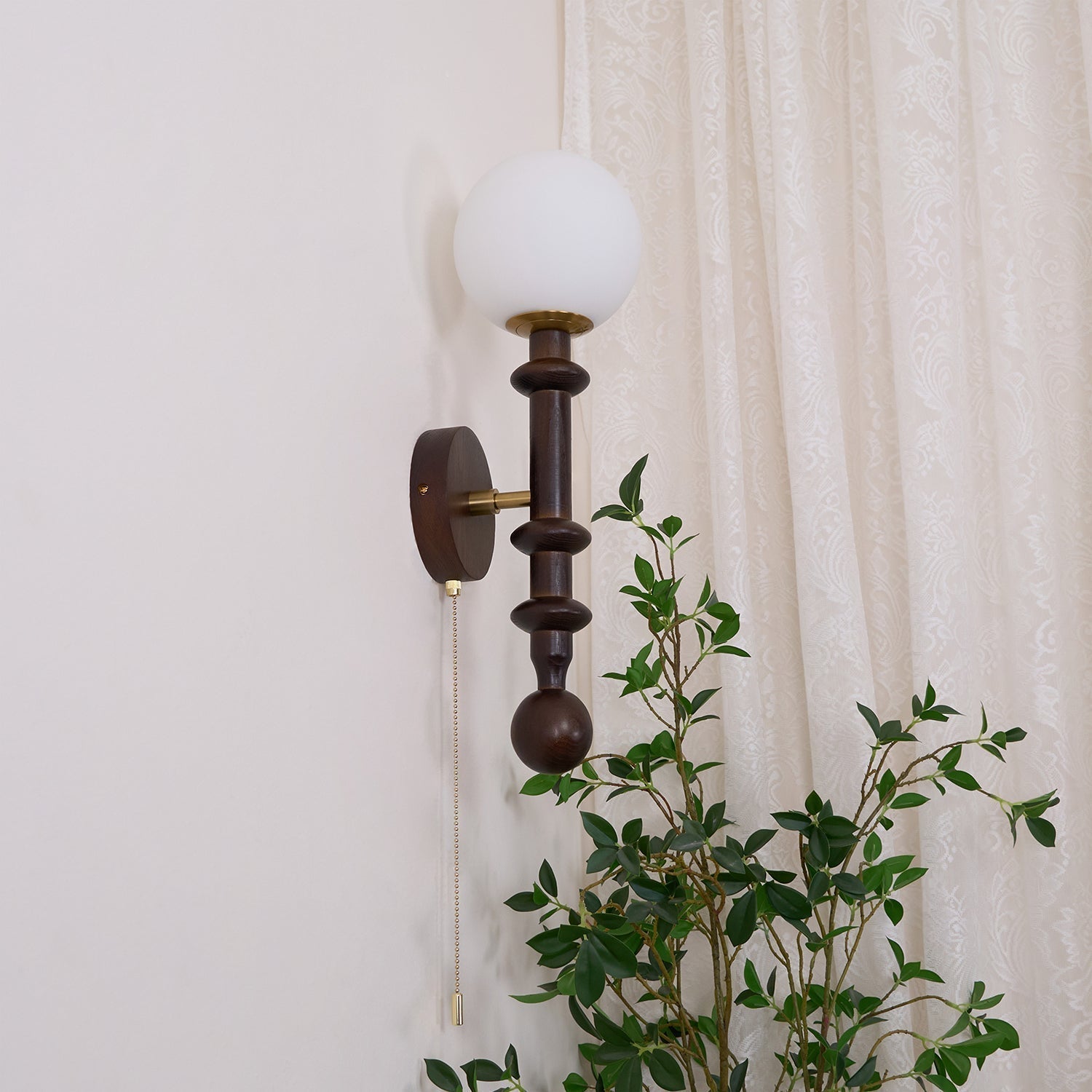 Elmiror Elegance Roman Column Glass Wood Wall Lamp