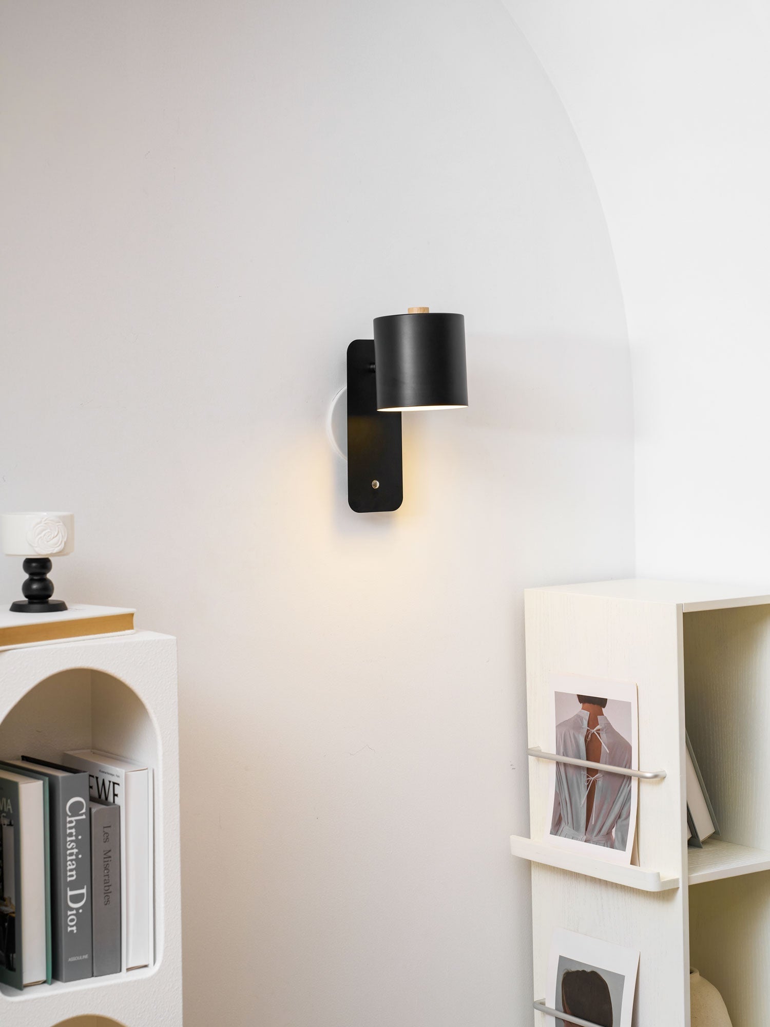 Solley Rotatable Cylinder Rechargeable Indoor Wall Light
