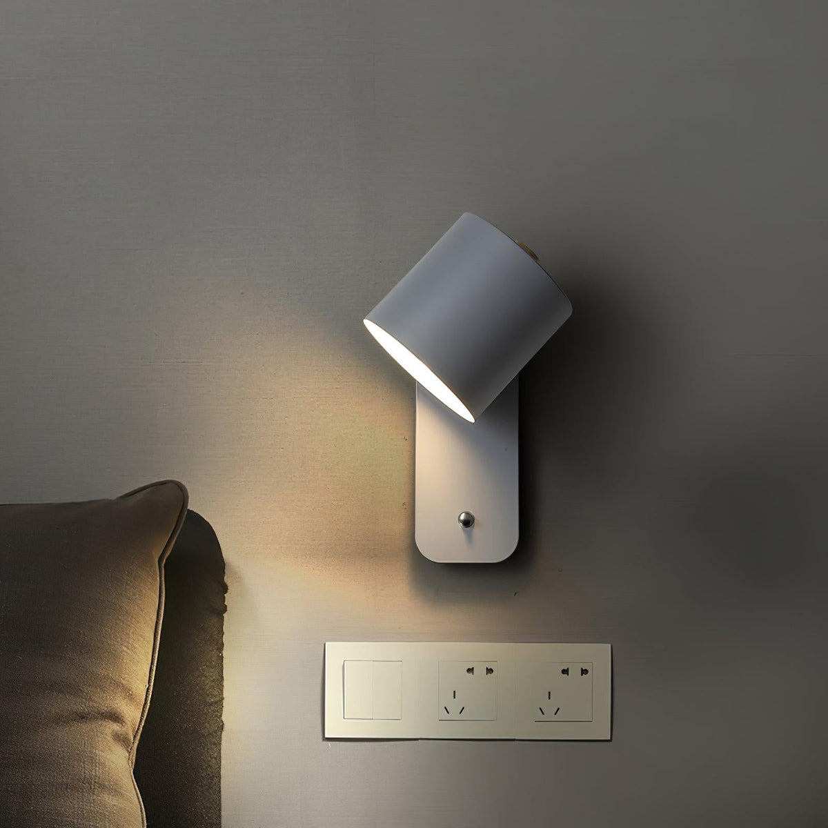 Solley Rotatable Cylinder Rechargeable Indoor Wall Light