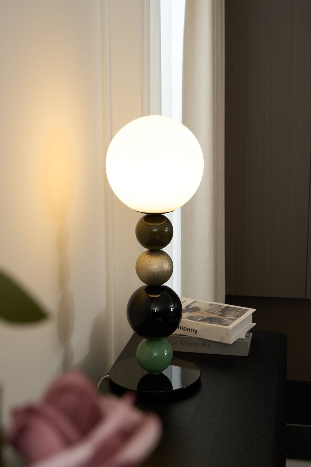 Orbital Balls Stacking Table Lamp
