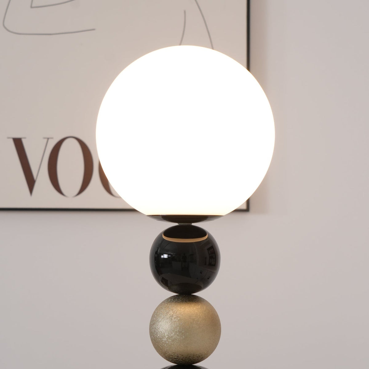 Orbital Balls Stacking Table Lamp
