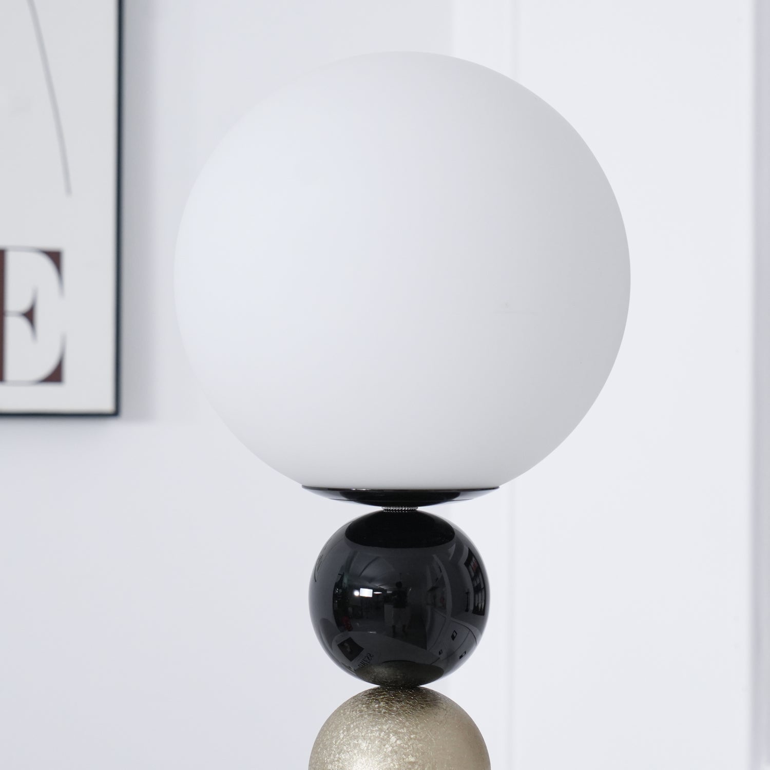 Orbital Balls Stacking Table Lamp