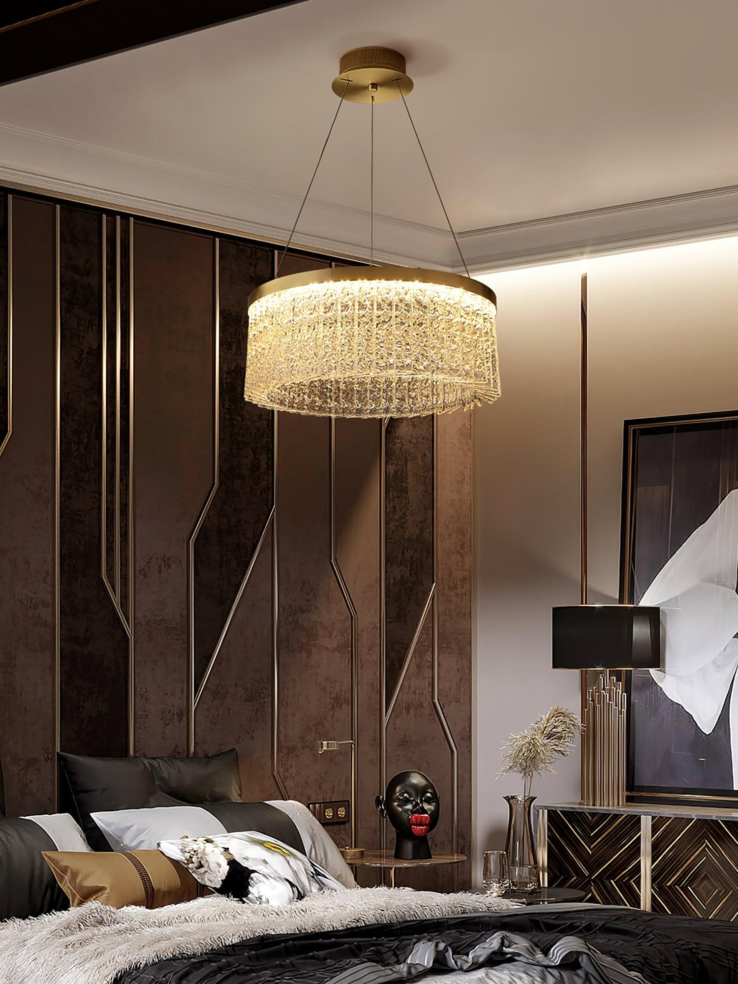 Seluira Chandelier Round Halo Crystal