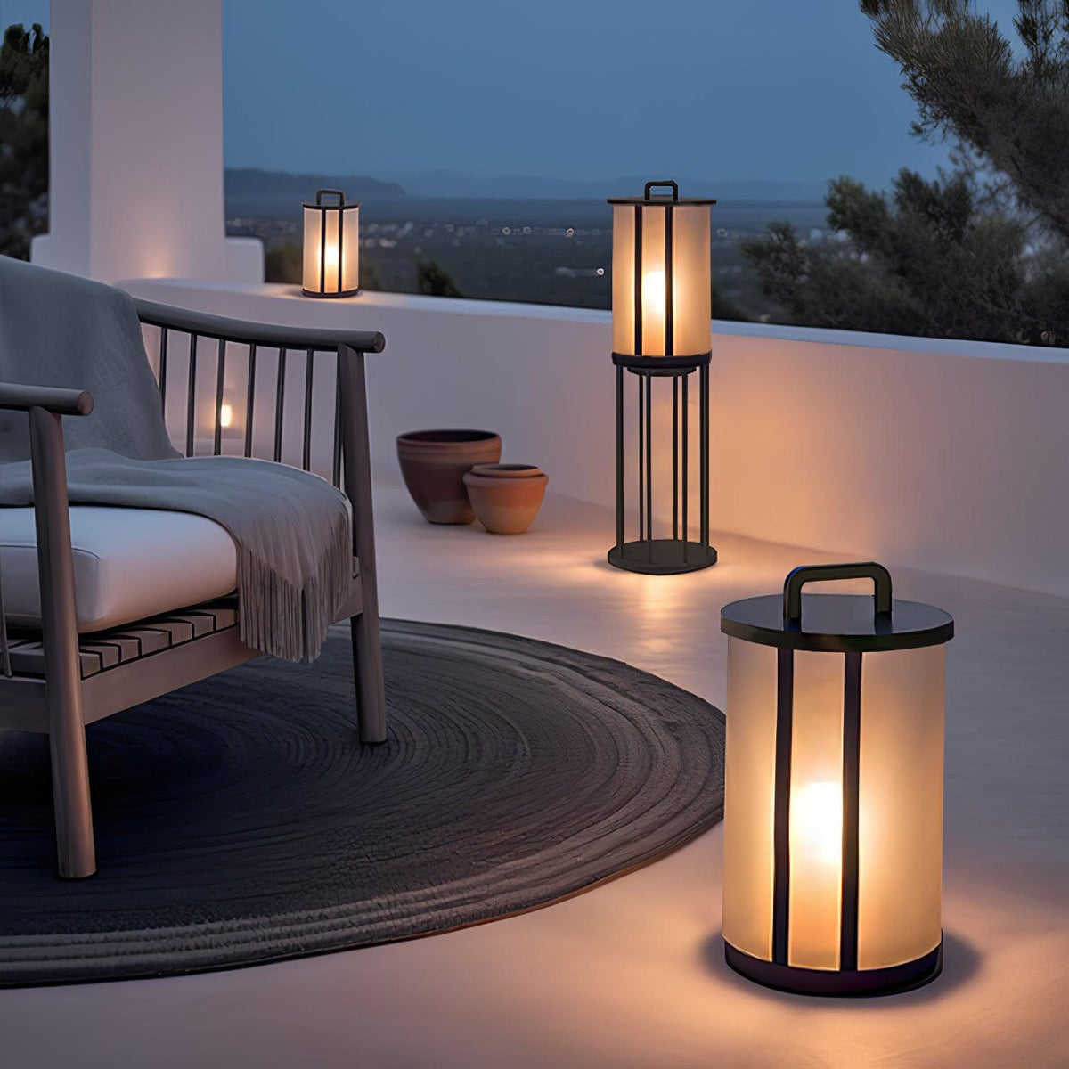 Elrinarae Round Pillar  Lantern Outdoor Lamp