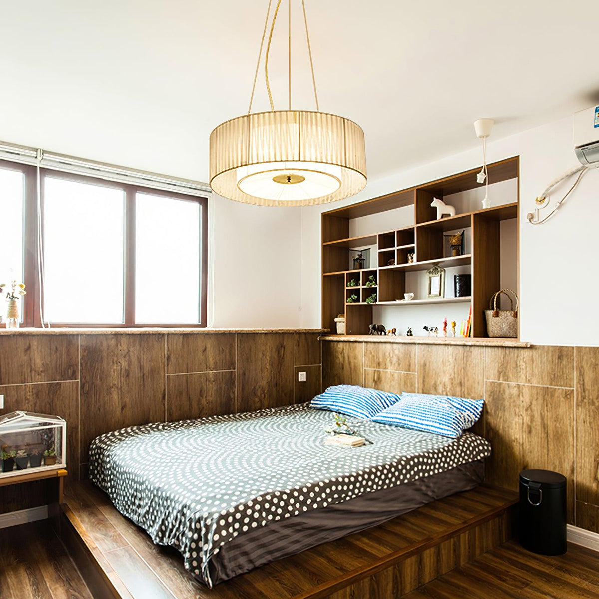 Leo Modern Pendant Light